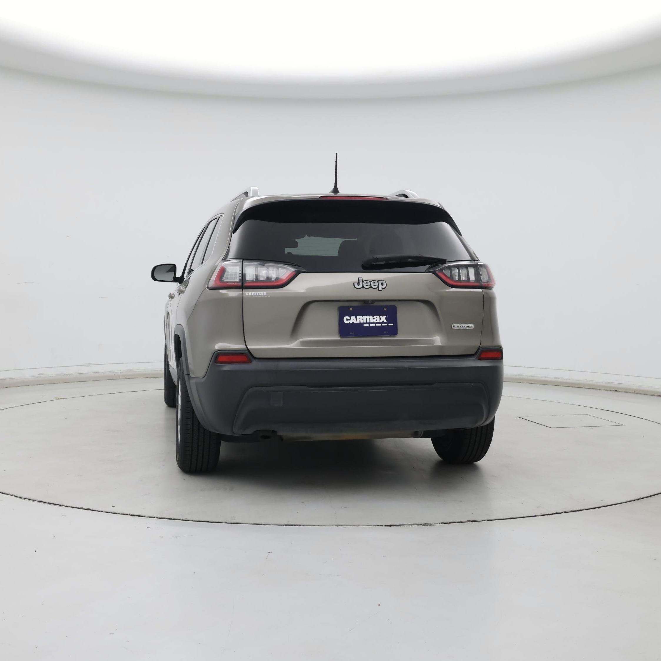 Thumbnail: 2019 Jeep Cherokee - 6