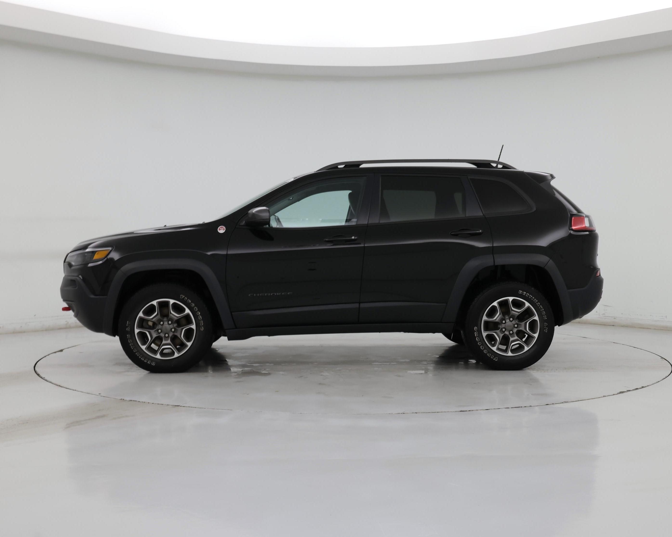 Thumbnail: 2020 Jeep Cherokee - 3