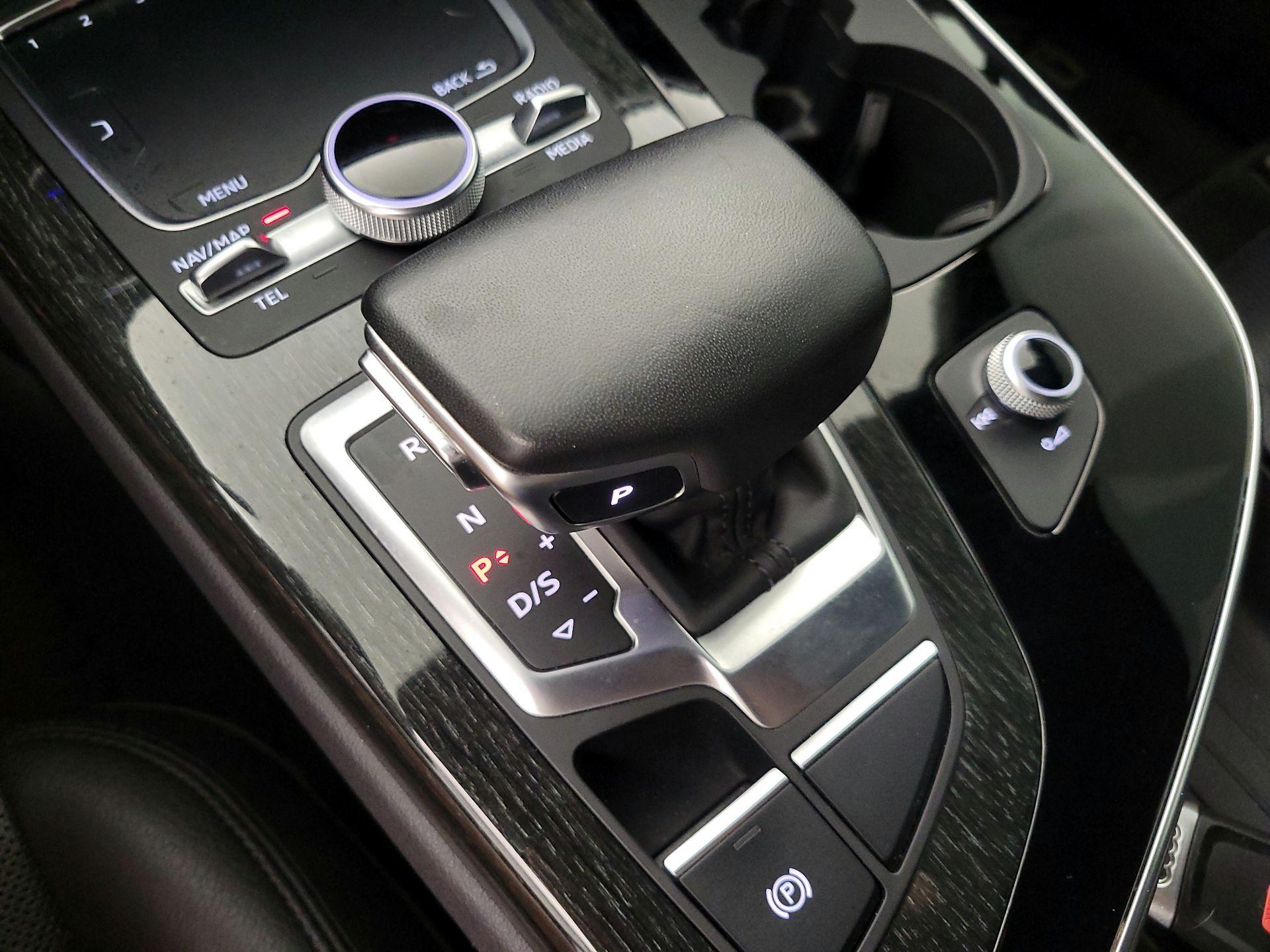 Thumbnail: 2019 Audi Q7 - 17