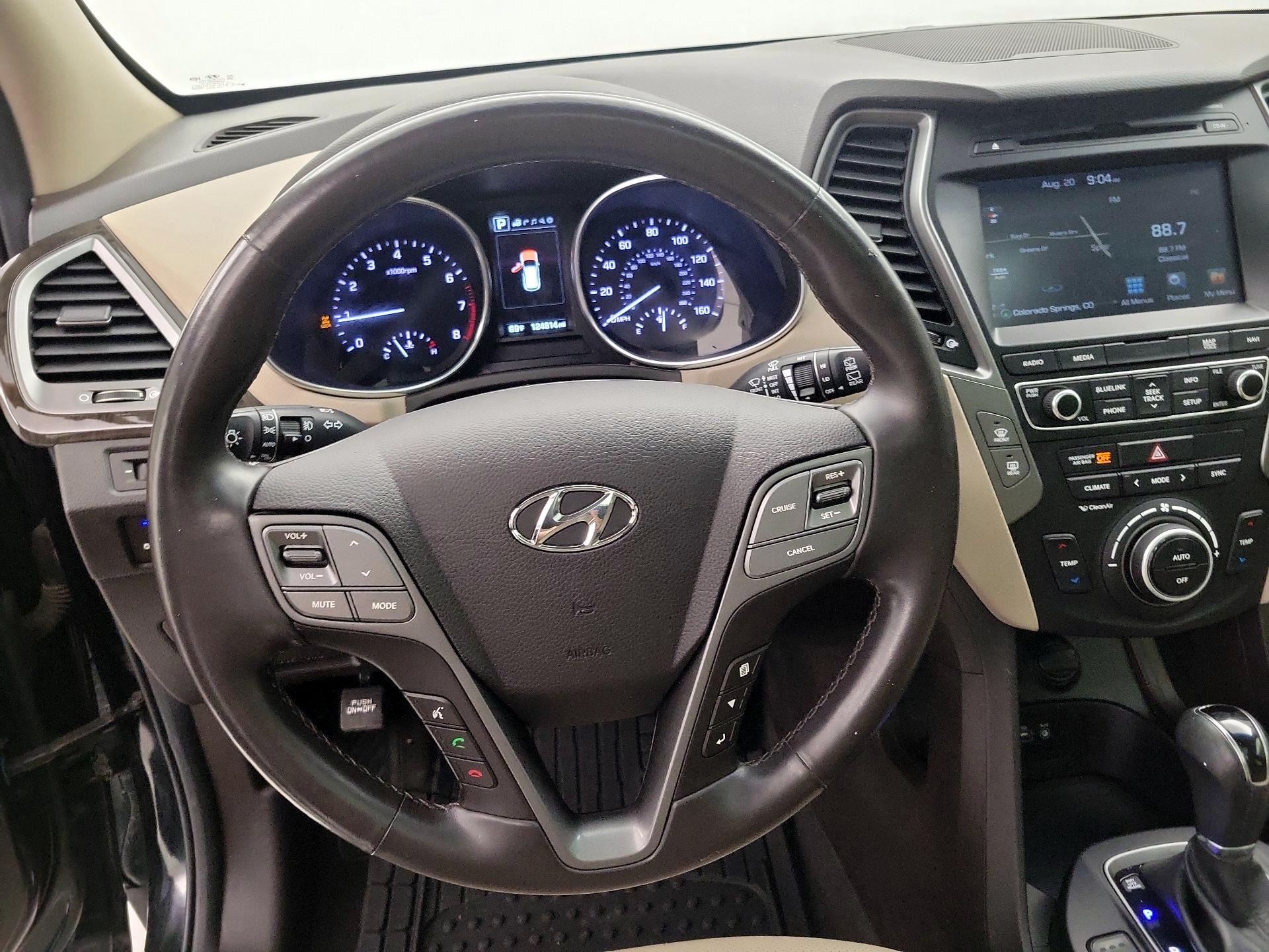 Thumbnail: 2017 Hyundai Santa Fe - 10