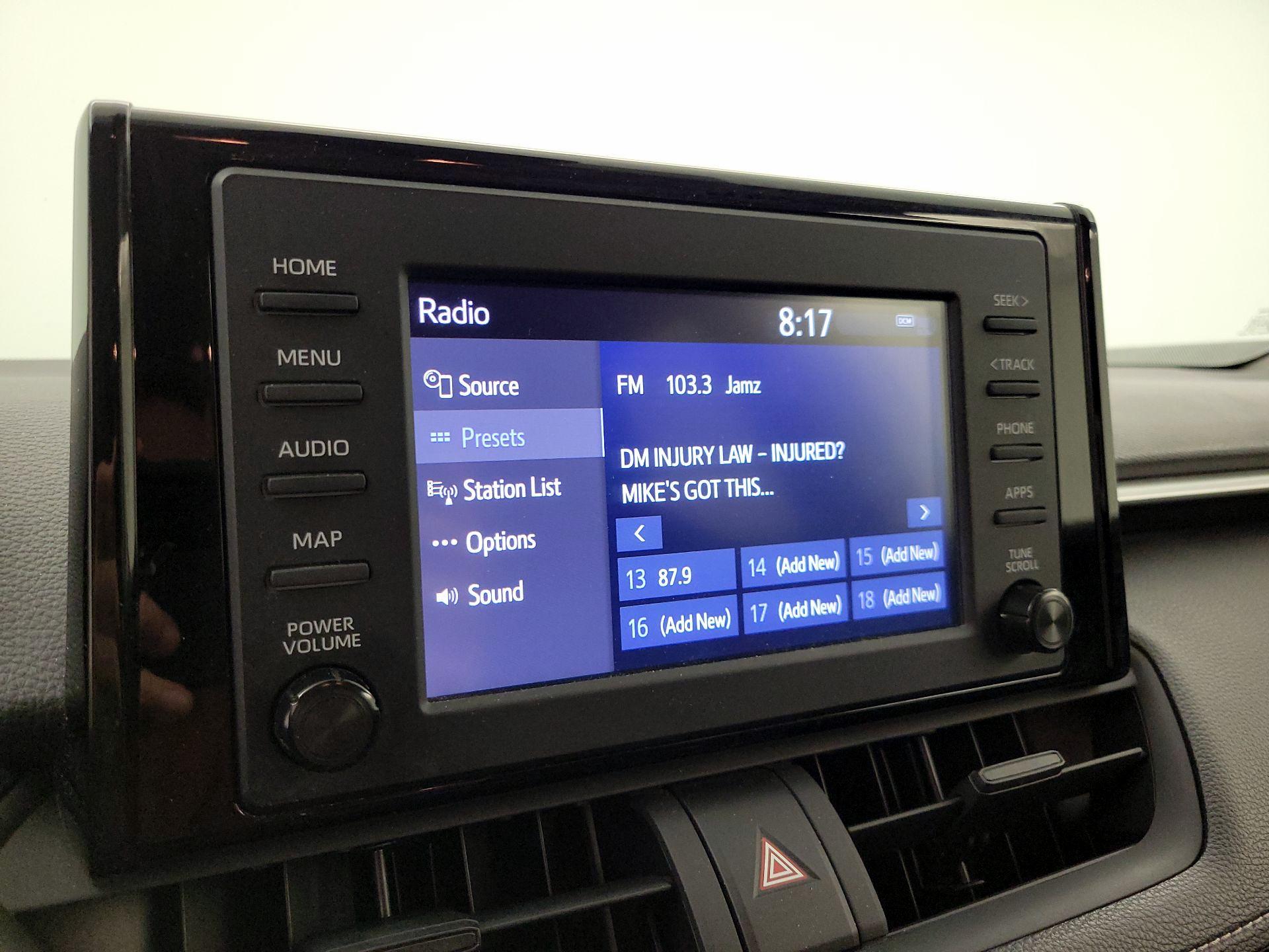 Thumbnail: 2019 Toyota RAV4 - 15