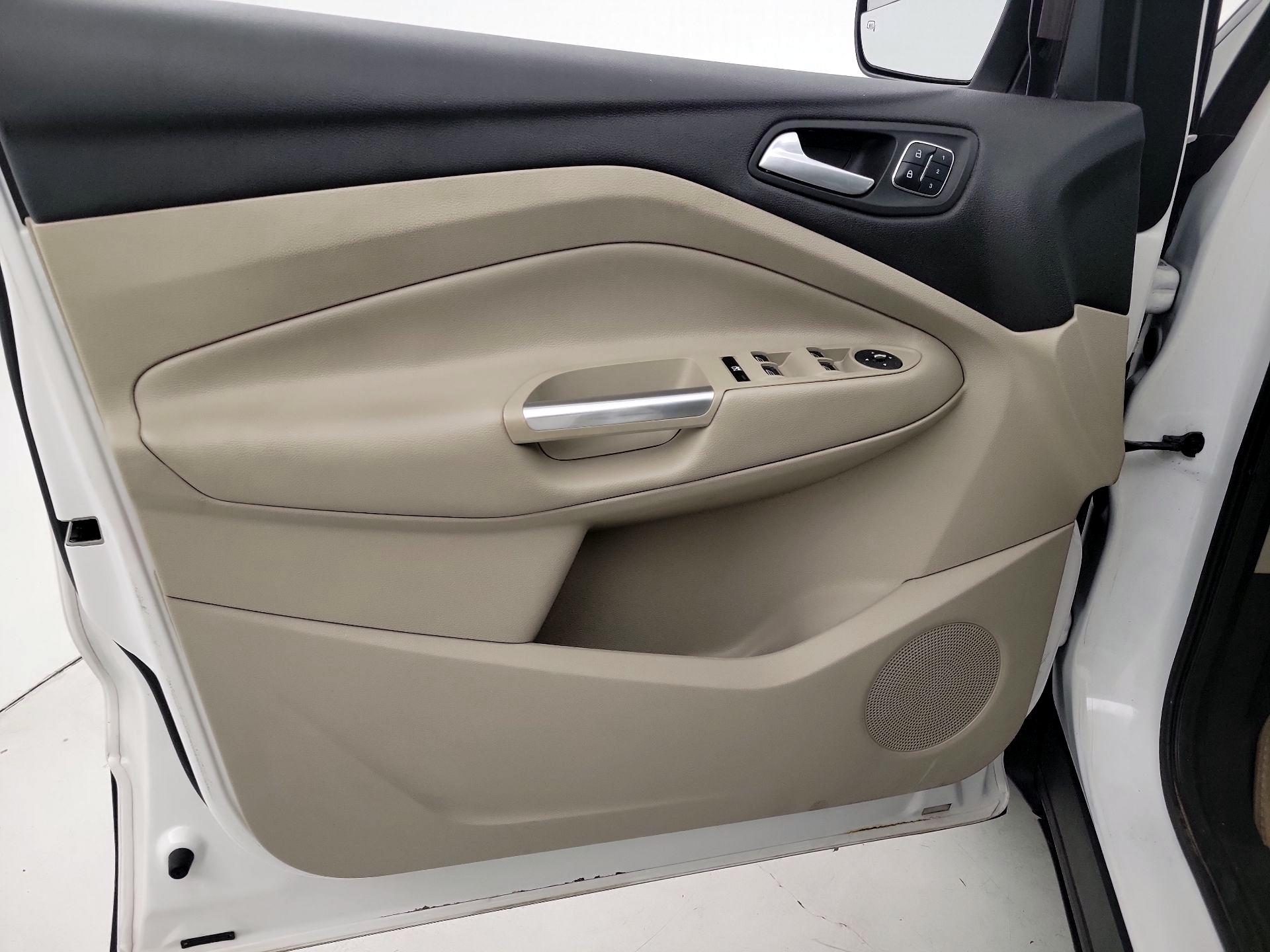 Thumbnail: 2015 Ford Escape - 12