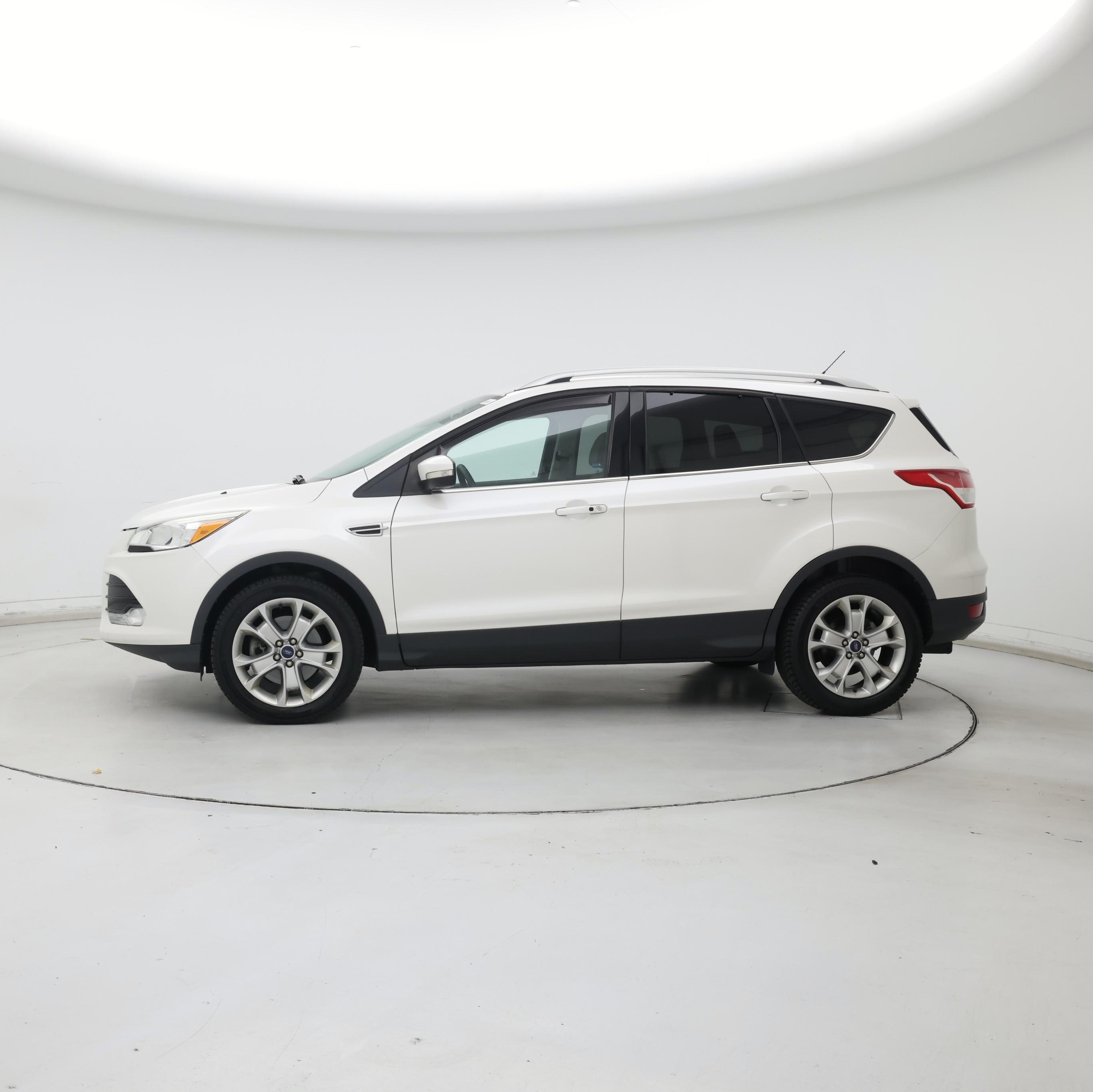 Thumbnail: 2015 Ford Escape - 3