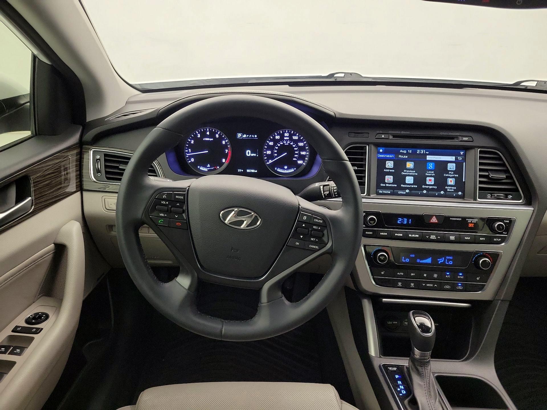 Thumbnail: 2015 Hyundai Sonata - 10