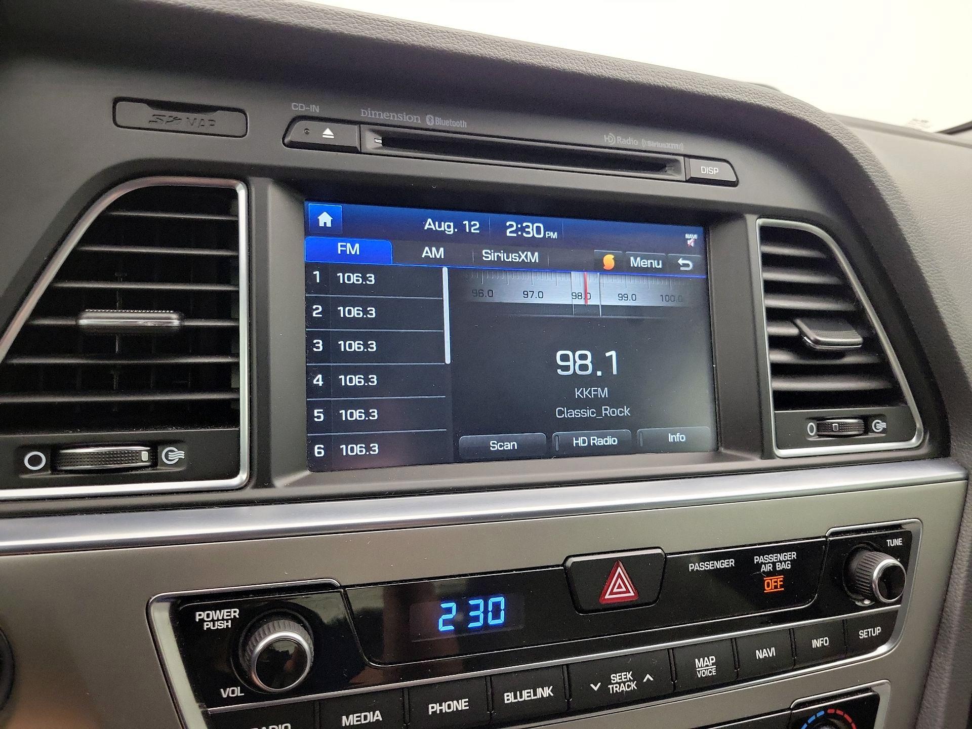 Thumbnail: 2015 Hyundai Sonata - 16