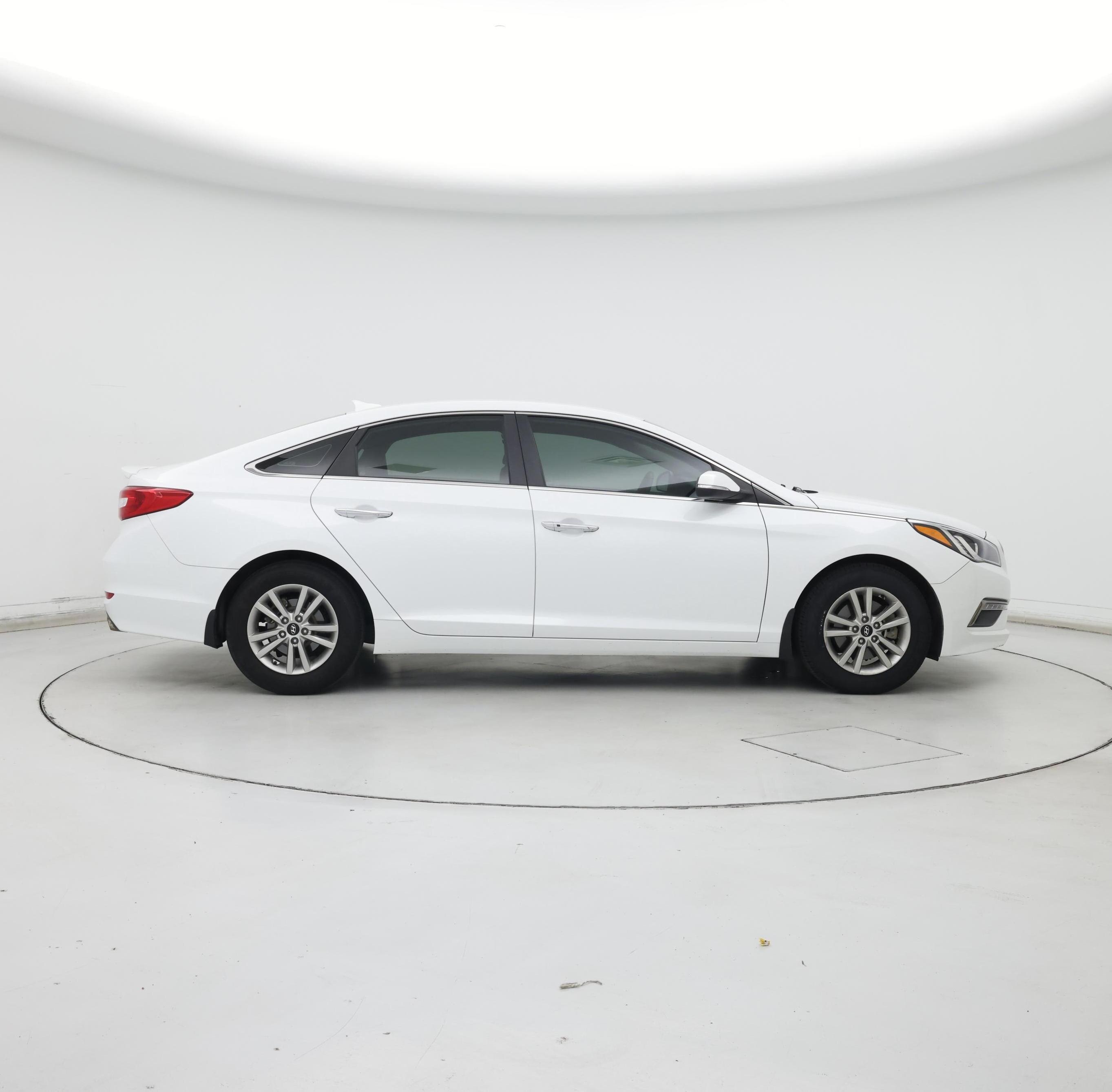 Thumbnail: 2015 Hyundai Sonata - 7