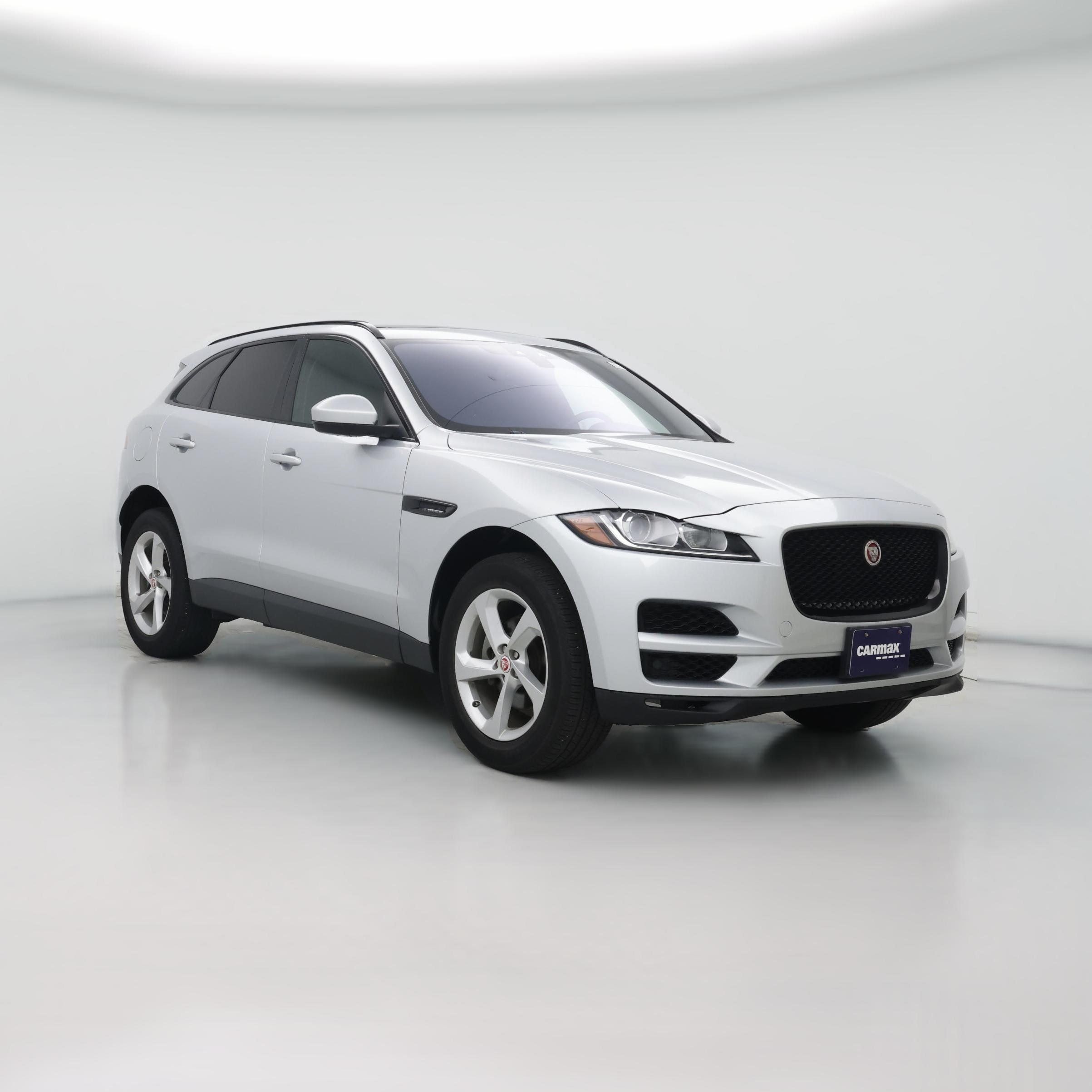 Thumbnail: 2017 Jaguar F-Pace - 1