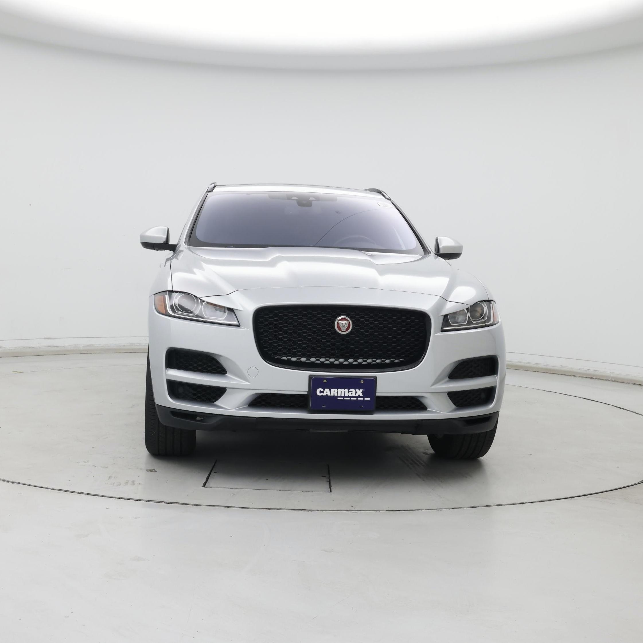 Thumbnail: 2017 Jaguar F-Pace - 5