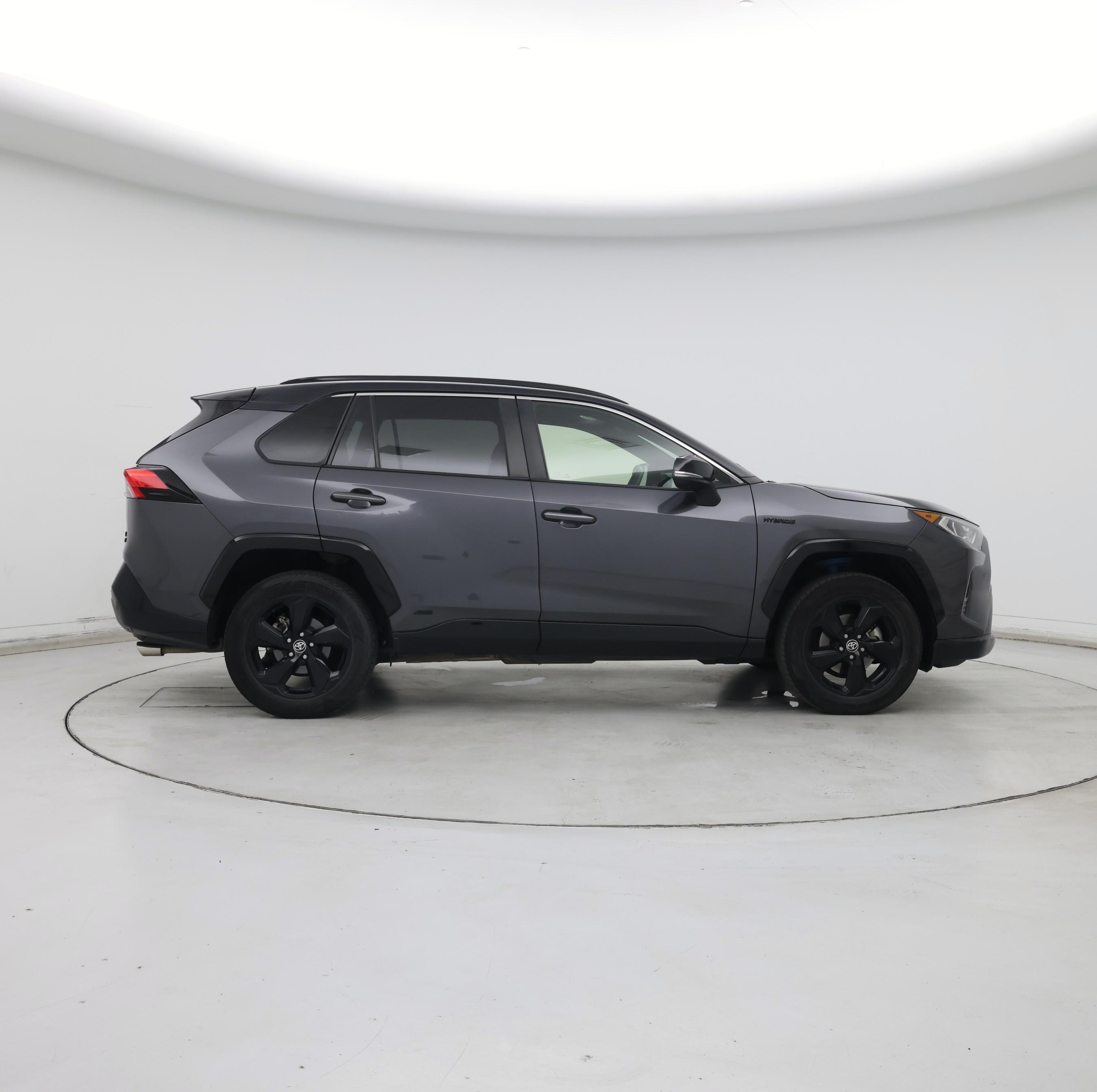 Thumbnail: 2020 Toyota RAV4 - 7