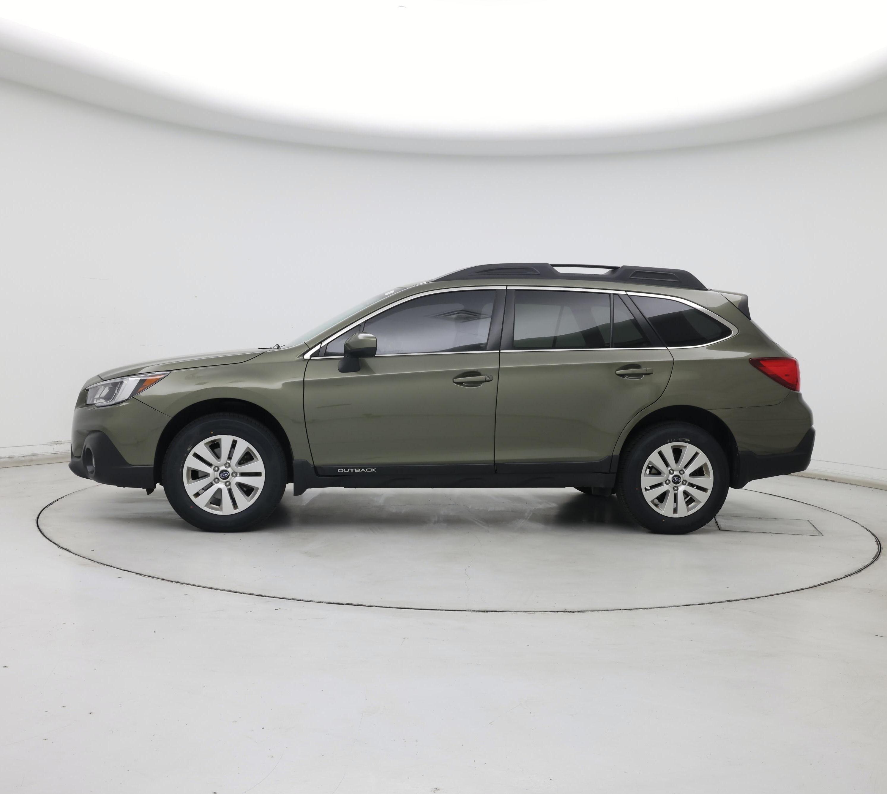 Thumbnail: 2018 Subaru Outback - 3