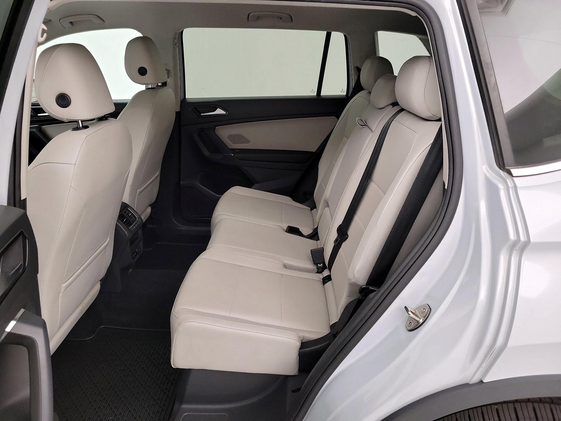 Thumbnail: 2018 Volkswagen Tiguan - 19