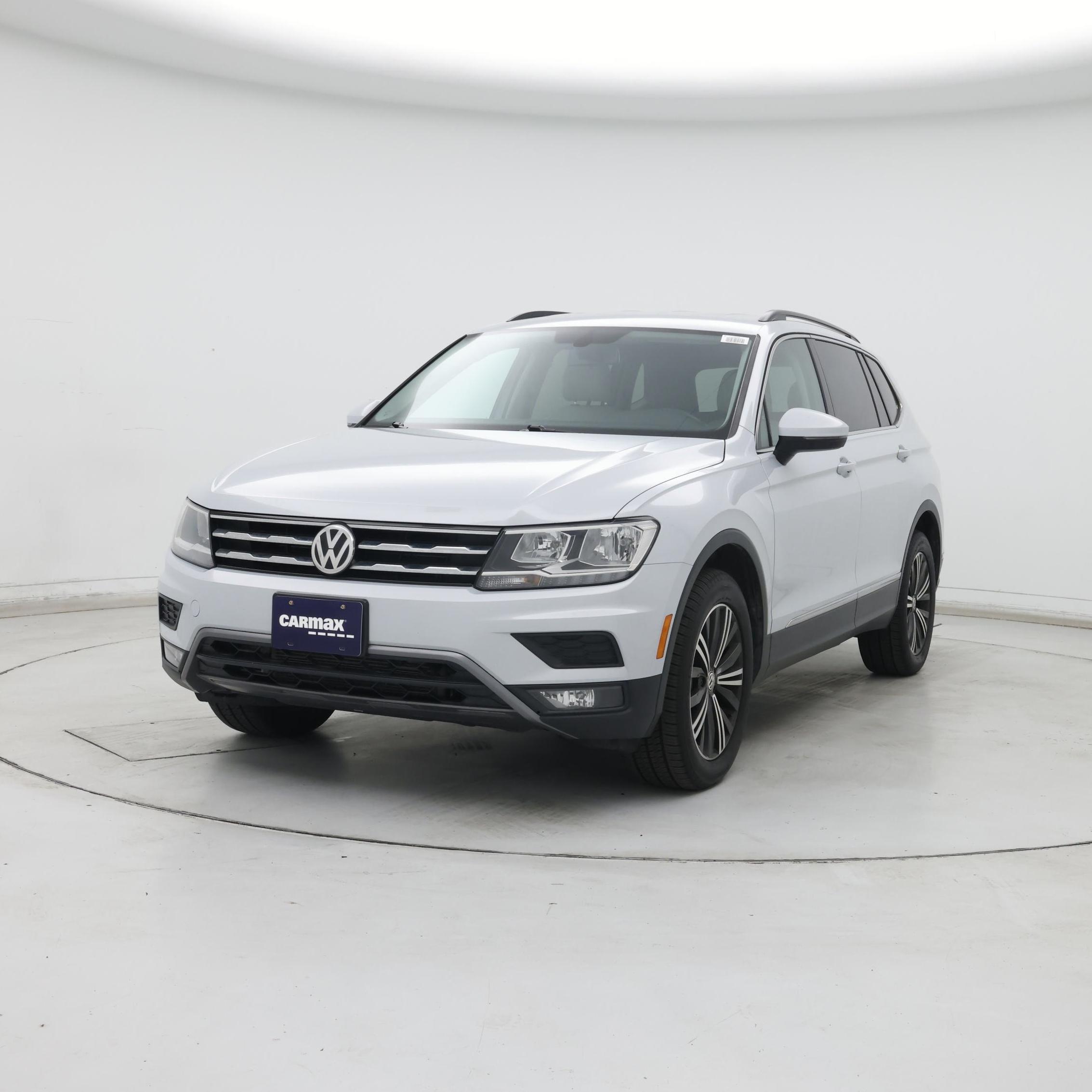 Thumbnail: 2018 Volkswagen Tiguan - 4