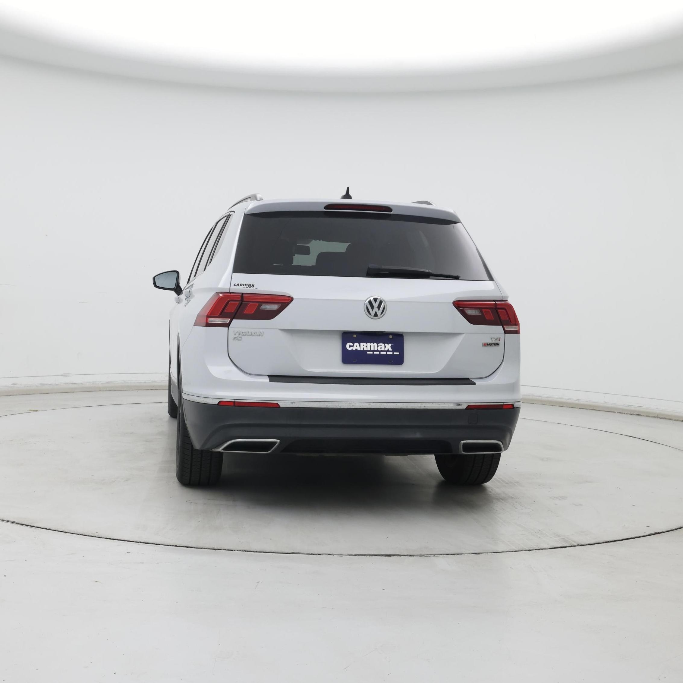 Thumbnail: 2018 Volkswagen Tiguan - 6