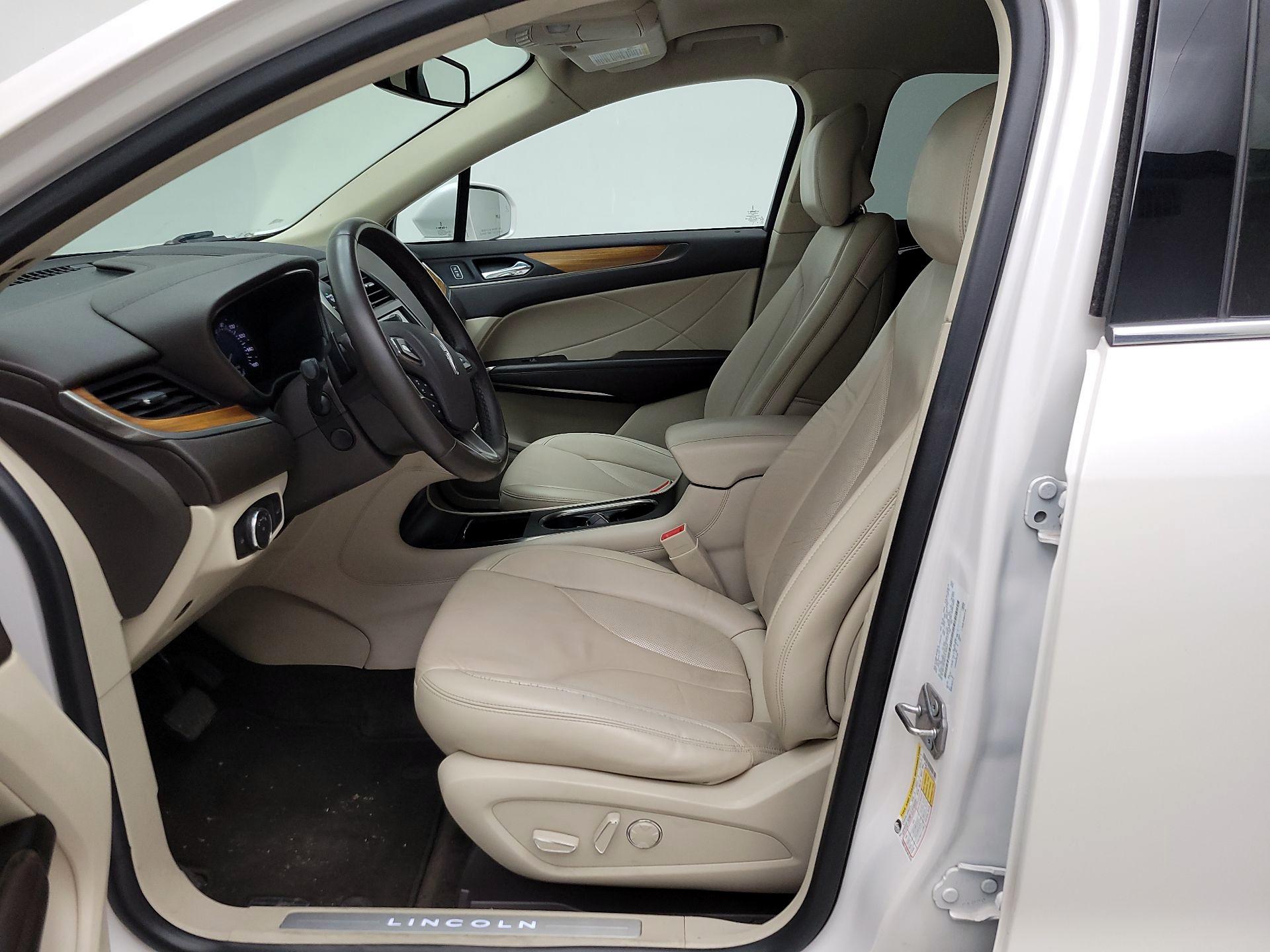 Thumbnail: 2018 Lincoln MKC - 11