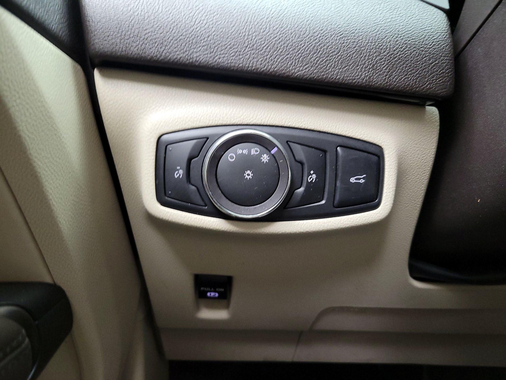 Thumbnail: 2018 Lincoln MKC - 13