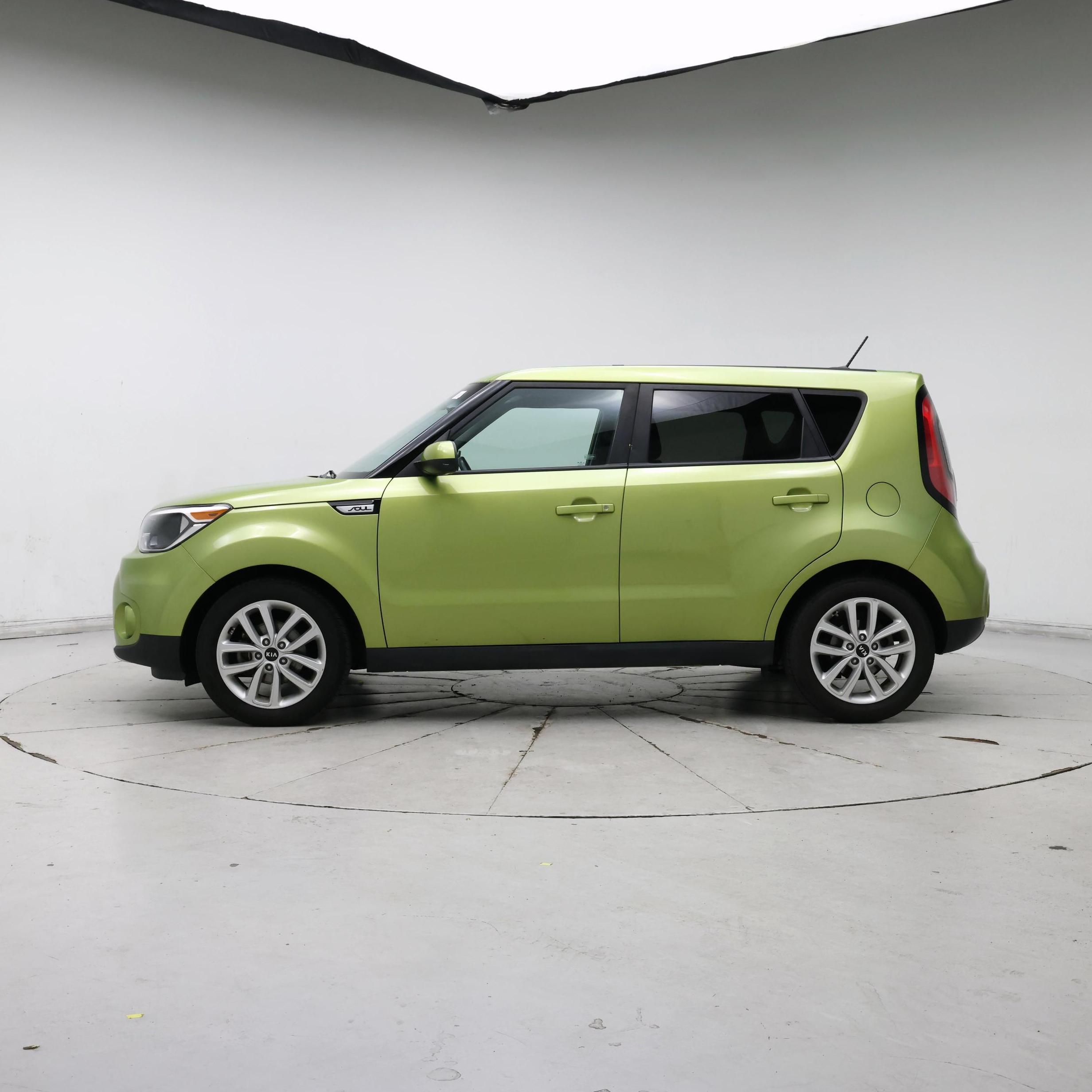 Thumbnail: 2017 Kia Soul - 3