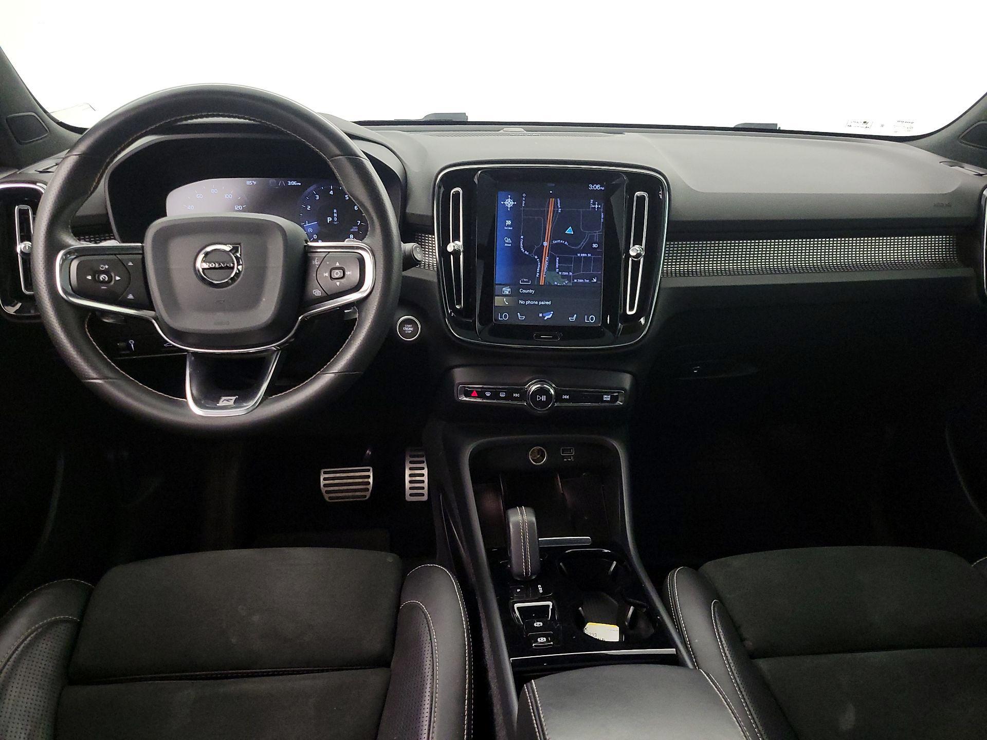 Thumbnail: 2020 Volvo XC40 - 9