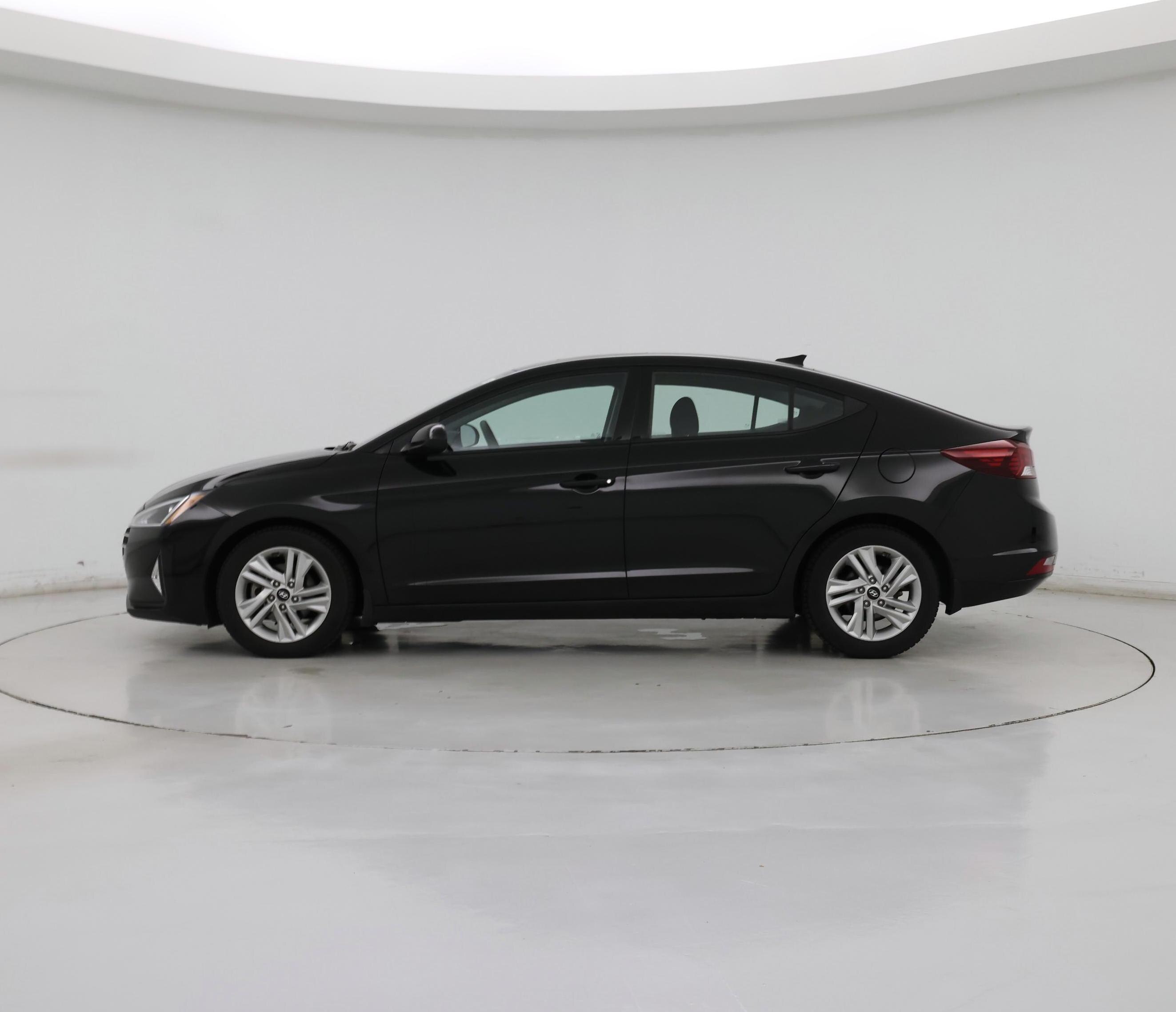 Thumbnail: 2020 Hyundai Elantra - 3