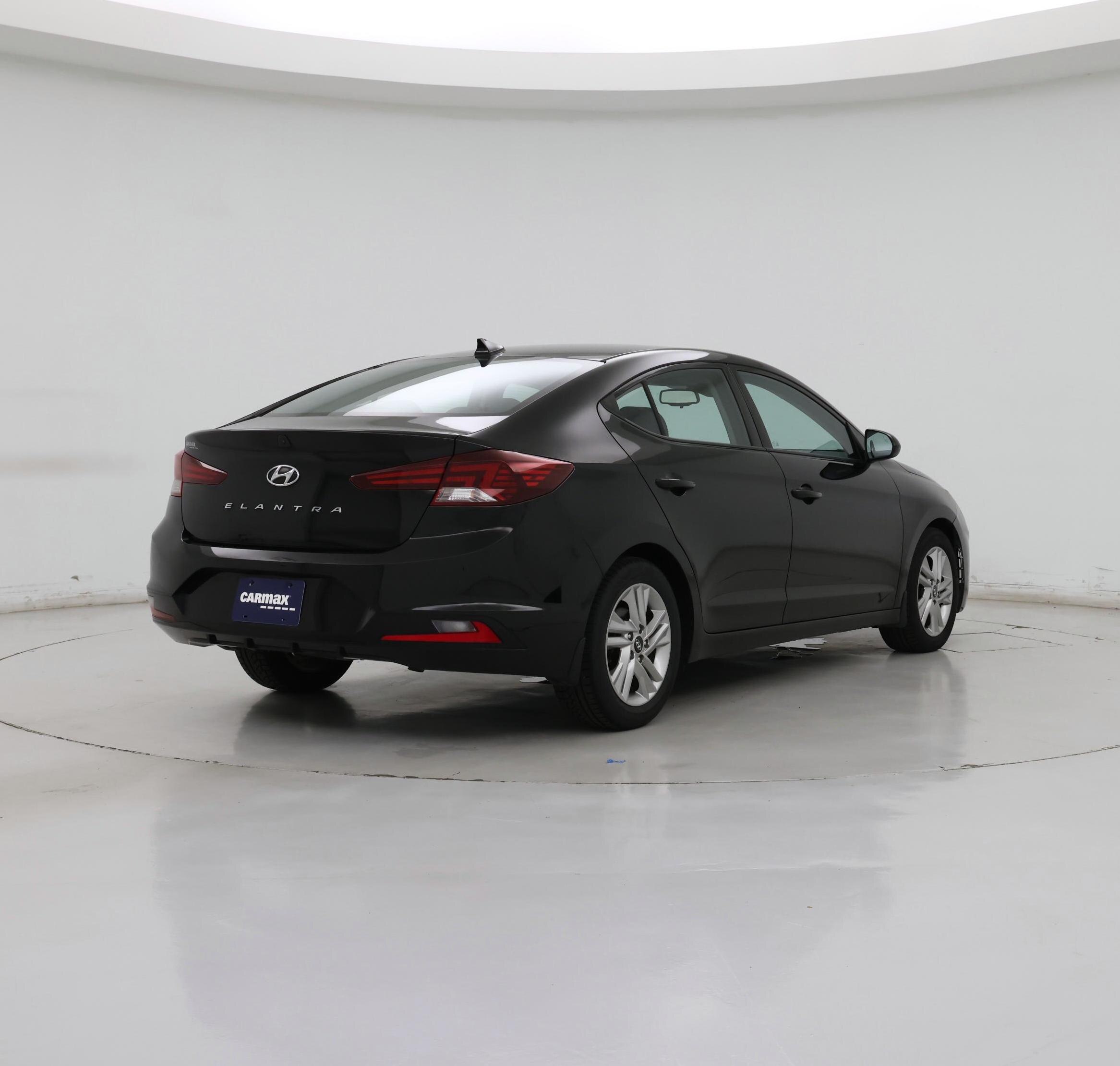 Thumbnail: 2020 Hyundai Elantra - 8