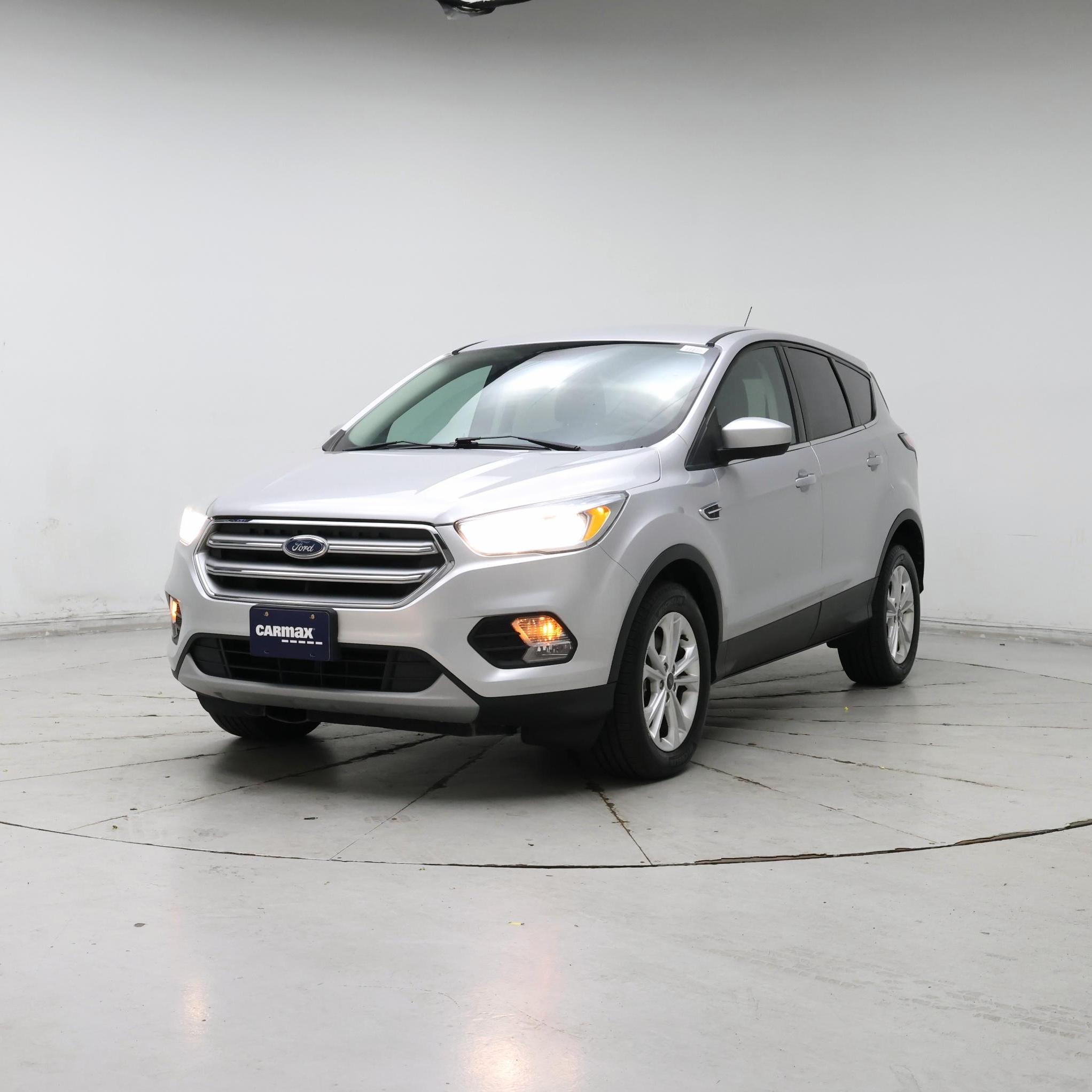Thumbnail: 2017 Ford Escape - 4
