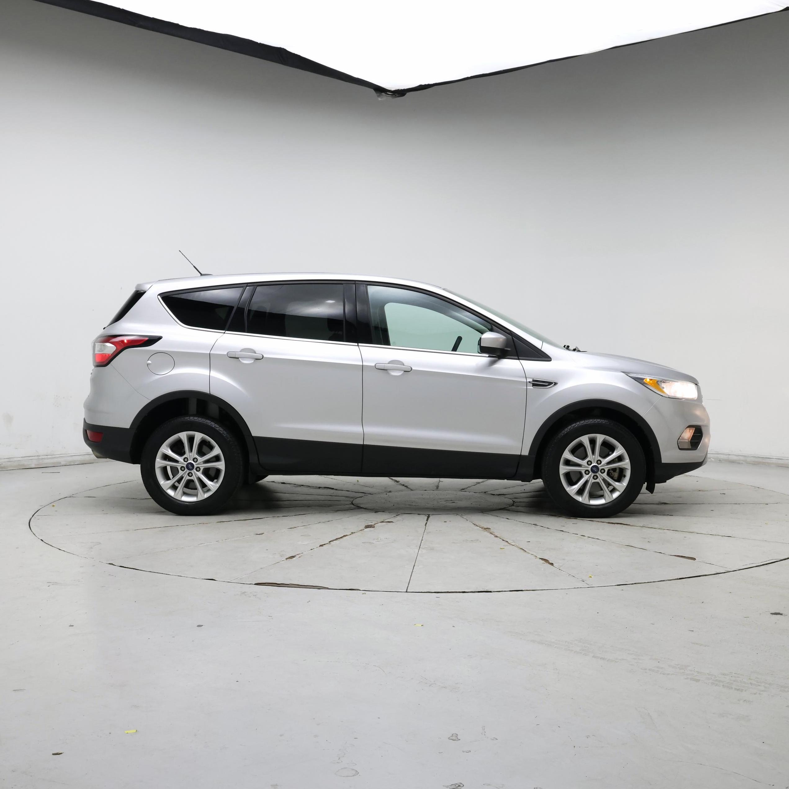 Thumbnail: 2017 Ford Escape - 7