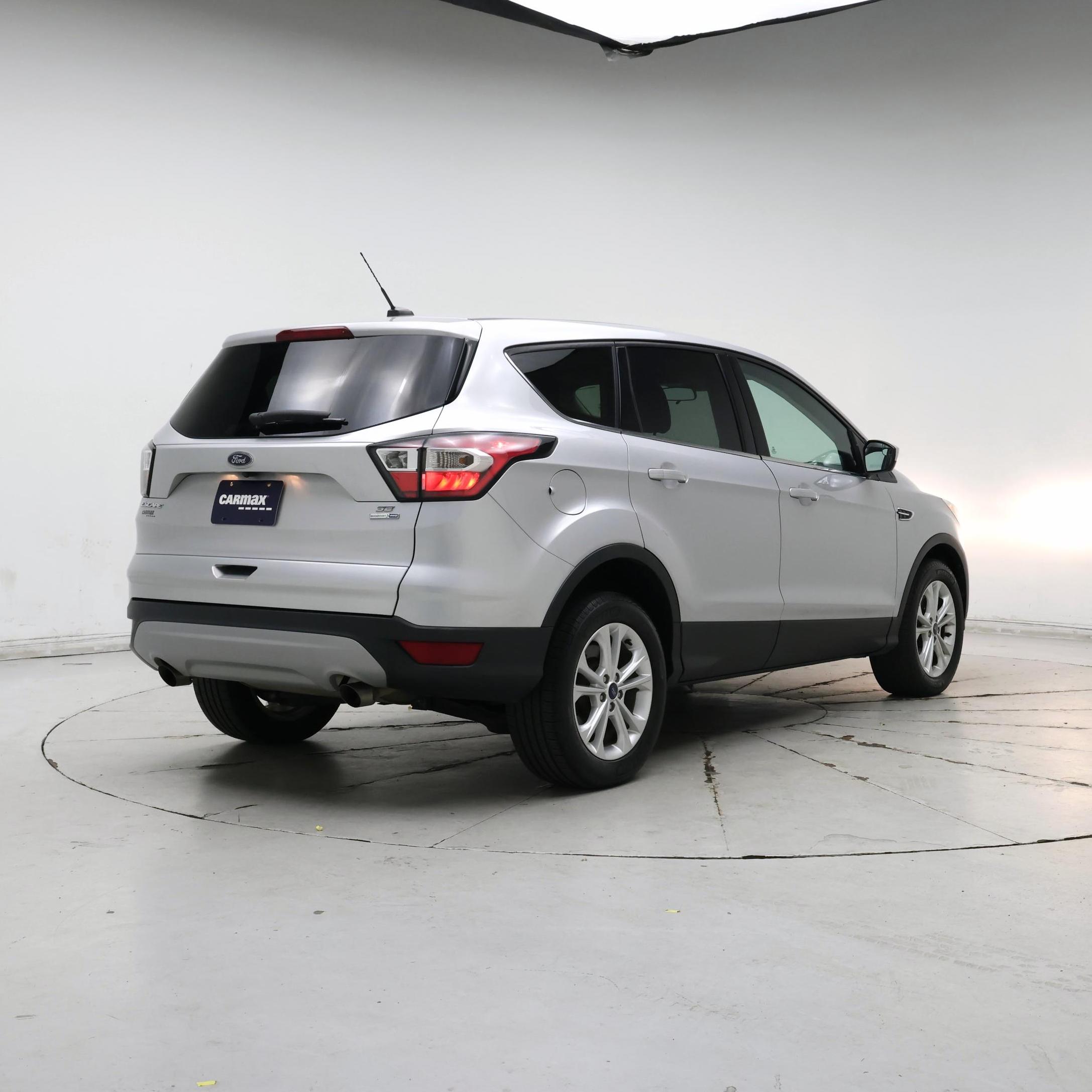 Thumbnail: 2017 Ford Escape - 8