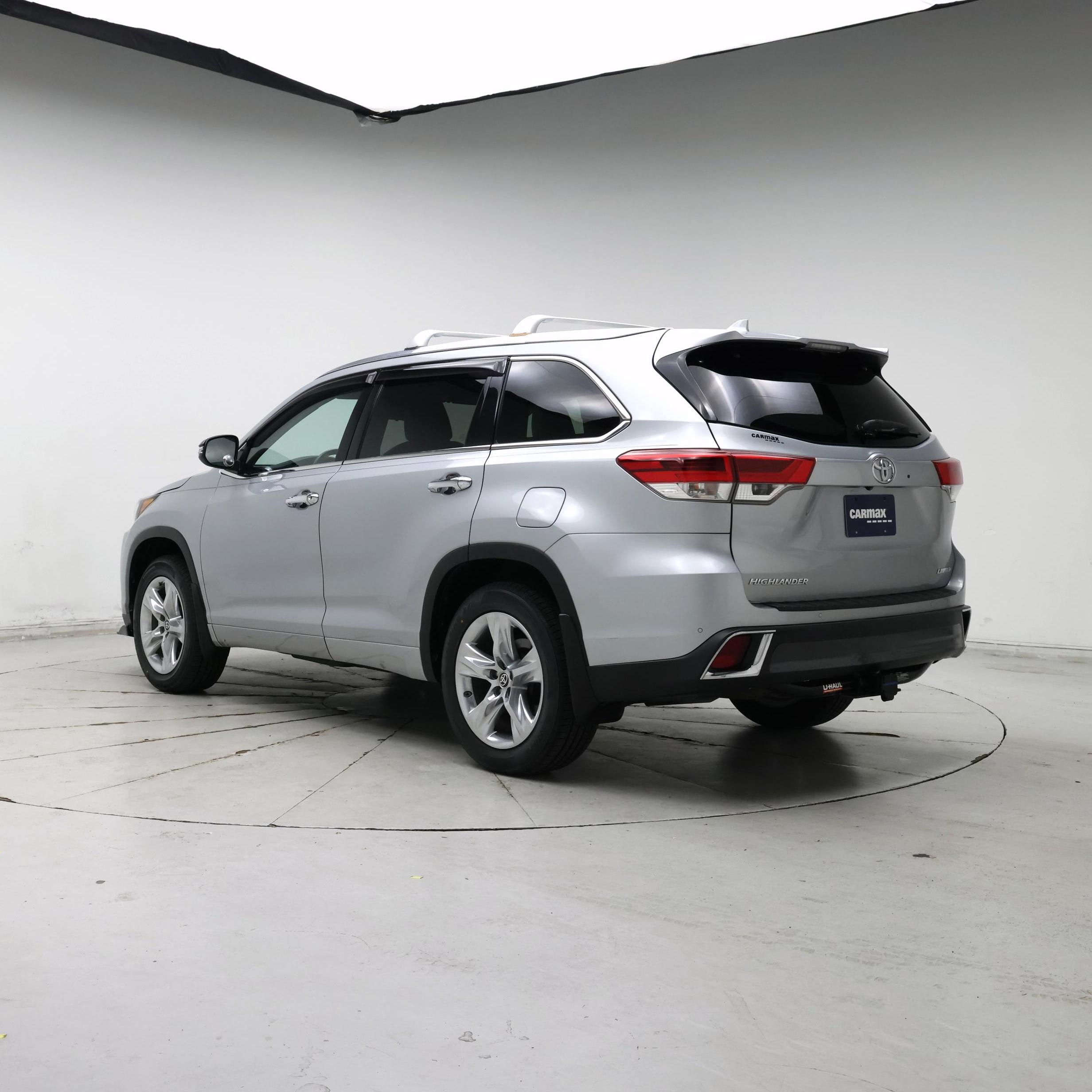 Thumbnail: 2019 Toyota Highlander - 2