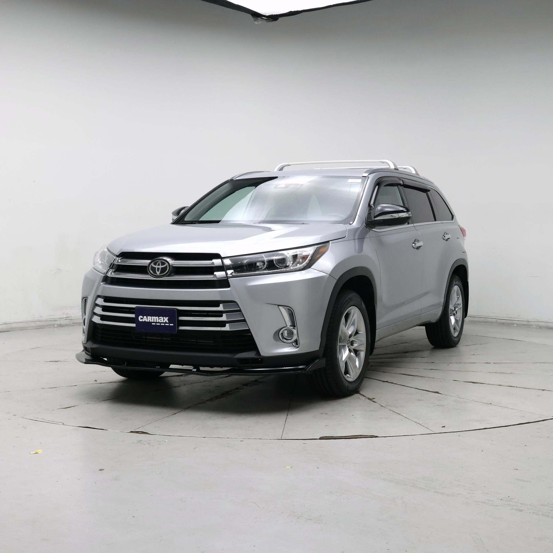 Thumbnail: 2019 Toyota Highlander - 4