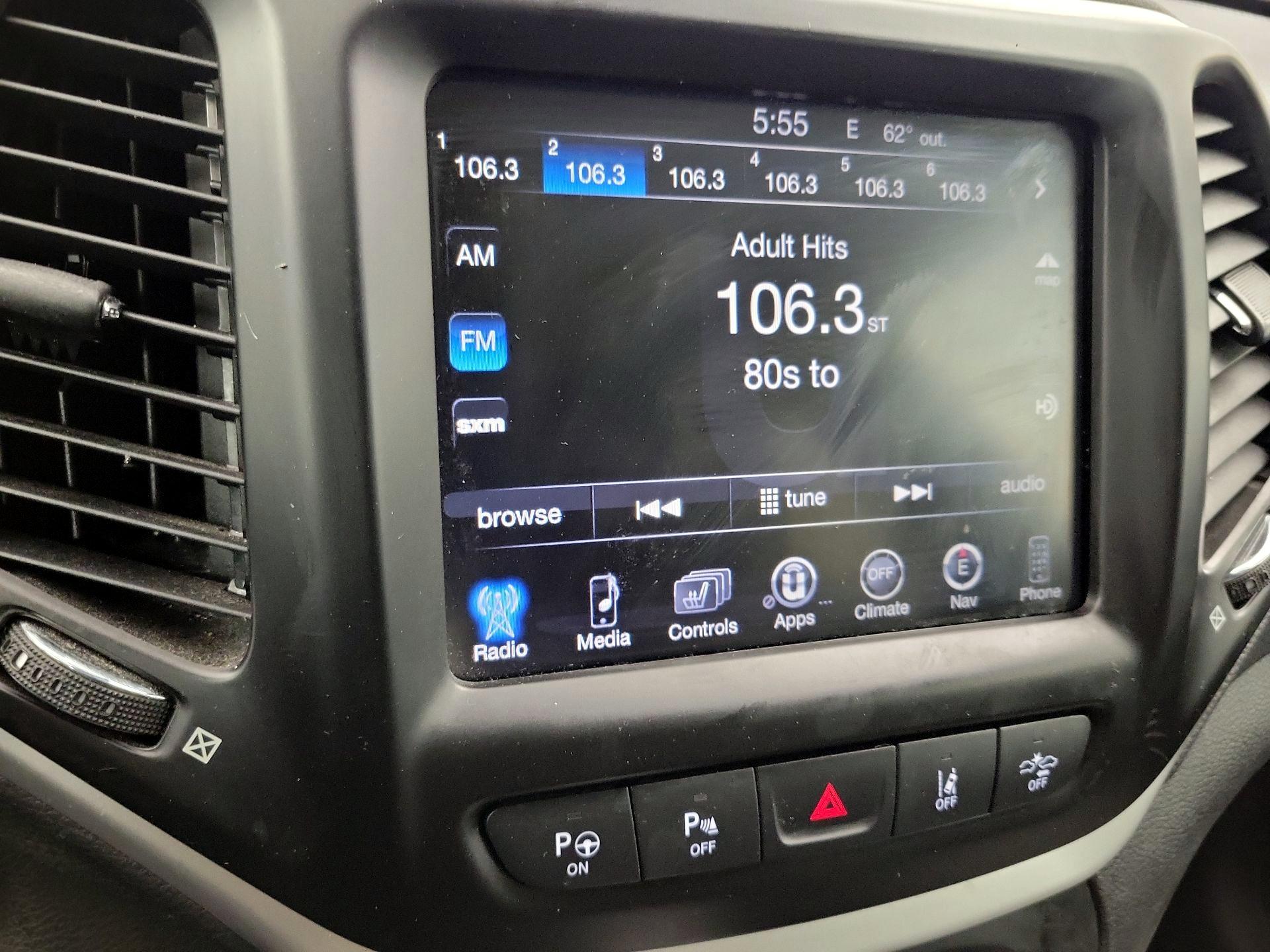 Thumbnail: 2014 Jeep Cherokee - 16