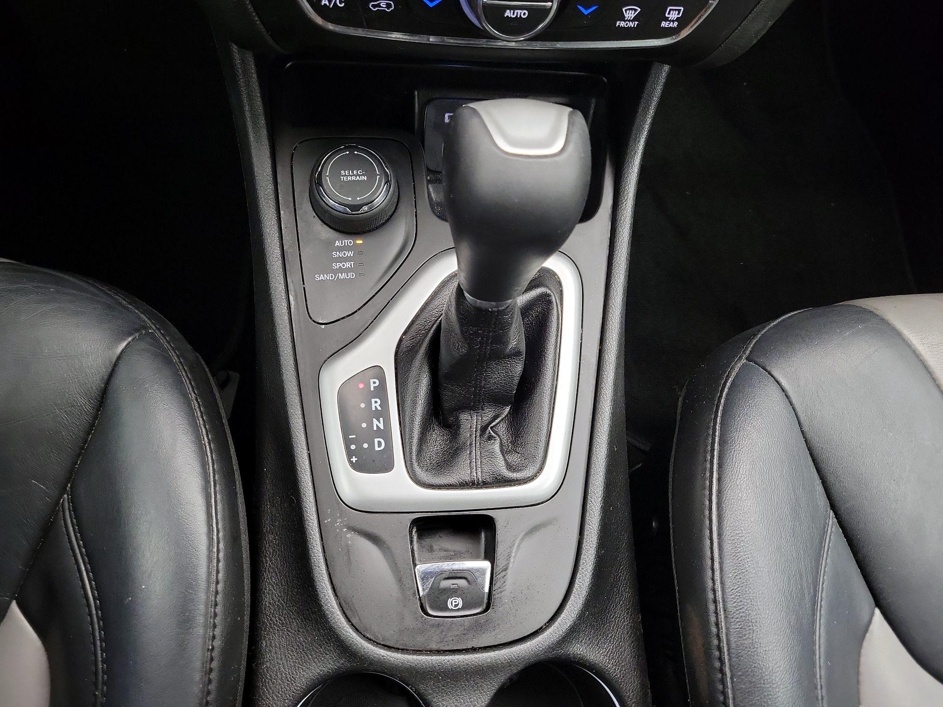 Thumbnail: 2014 Jeep Cherokee - 18