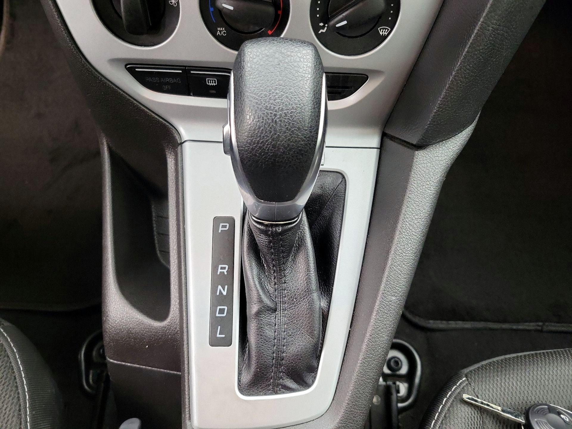 Thumbnail: 2014 Ford Focus - 16