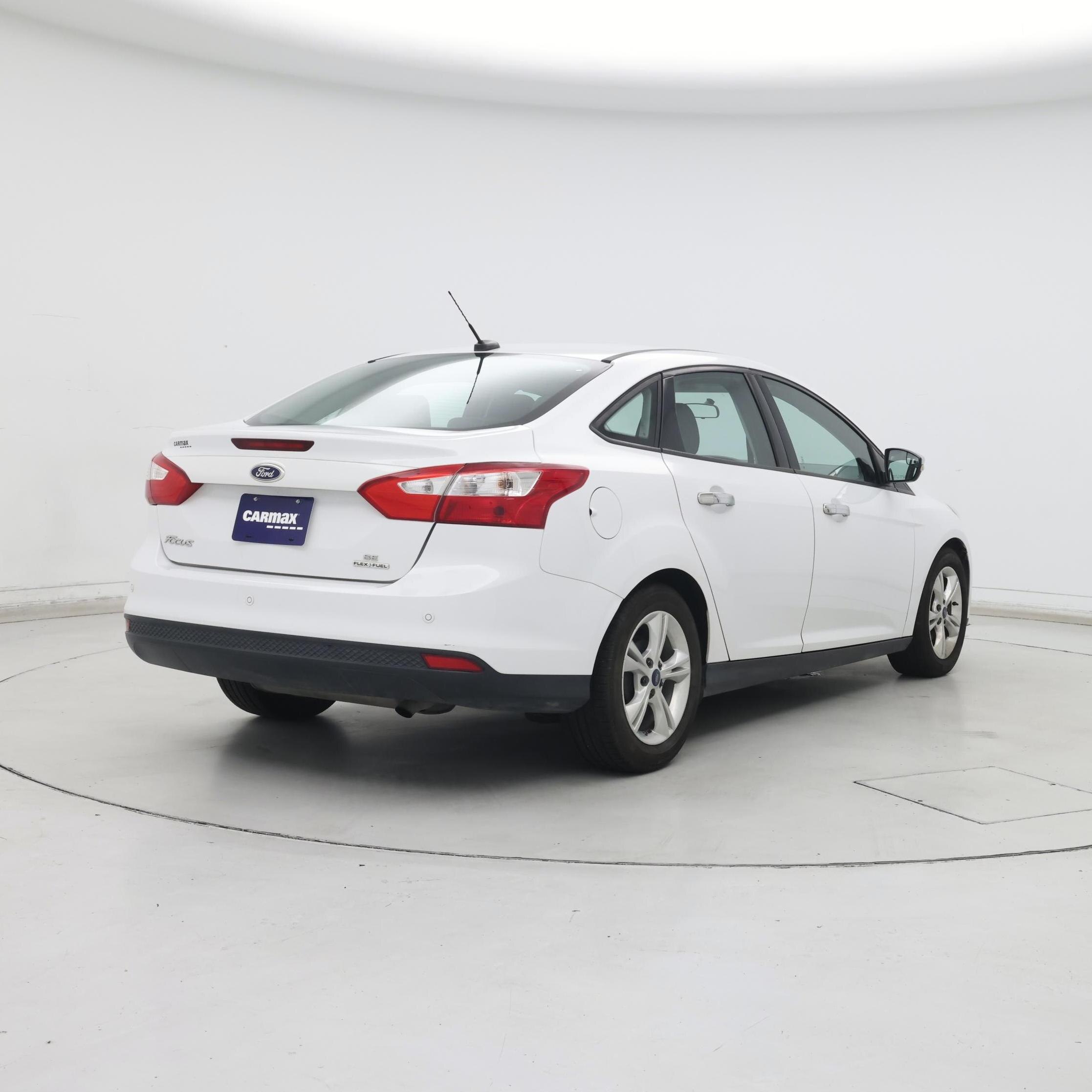 Thumbnail: 2014 Ford Focus - 8