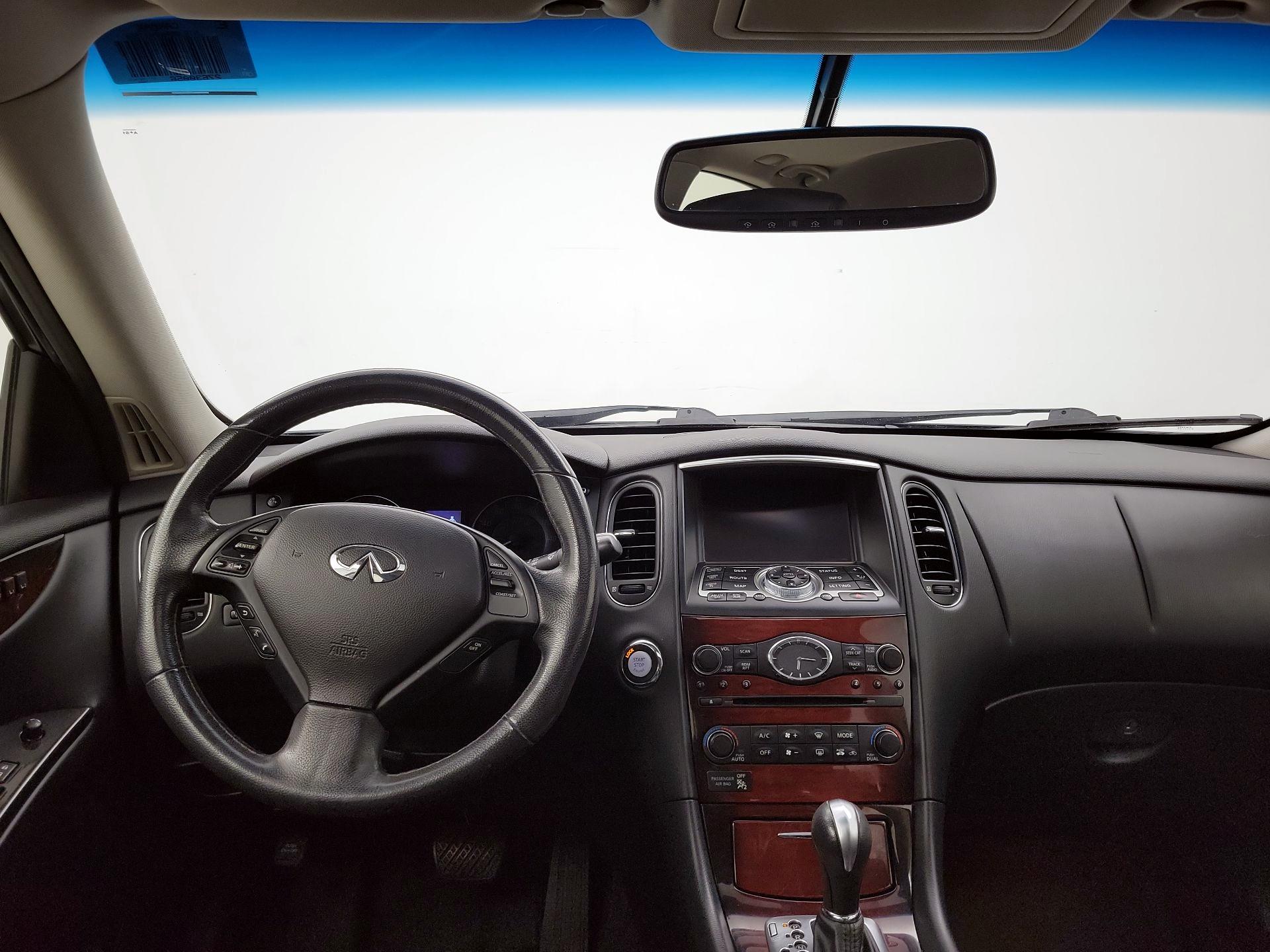Thumbnail: 2017 INFINITI QX50 - 9