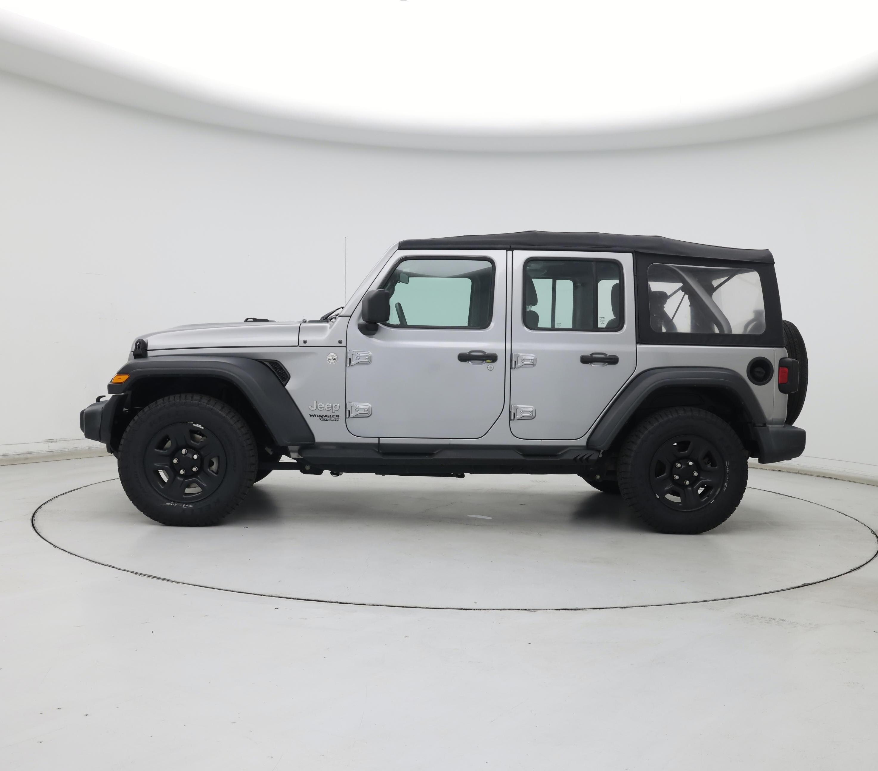 Thumbnail: 2018 Jeep Wrangler - 3