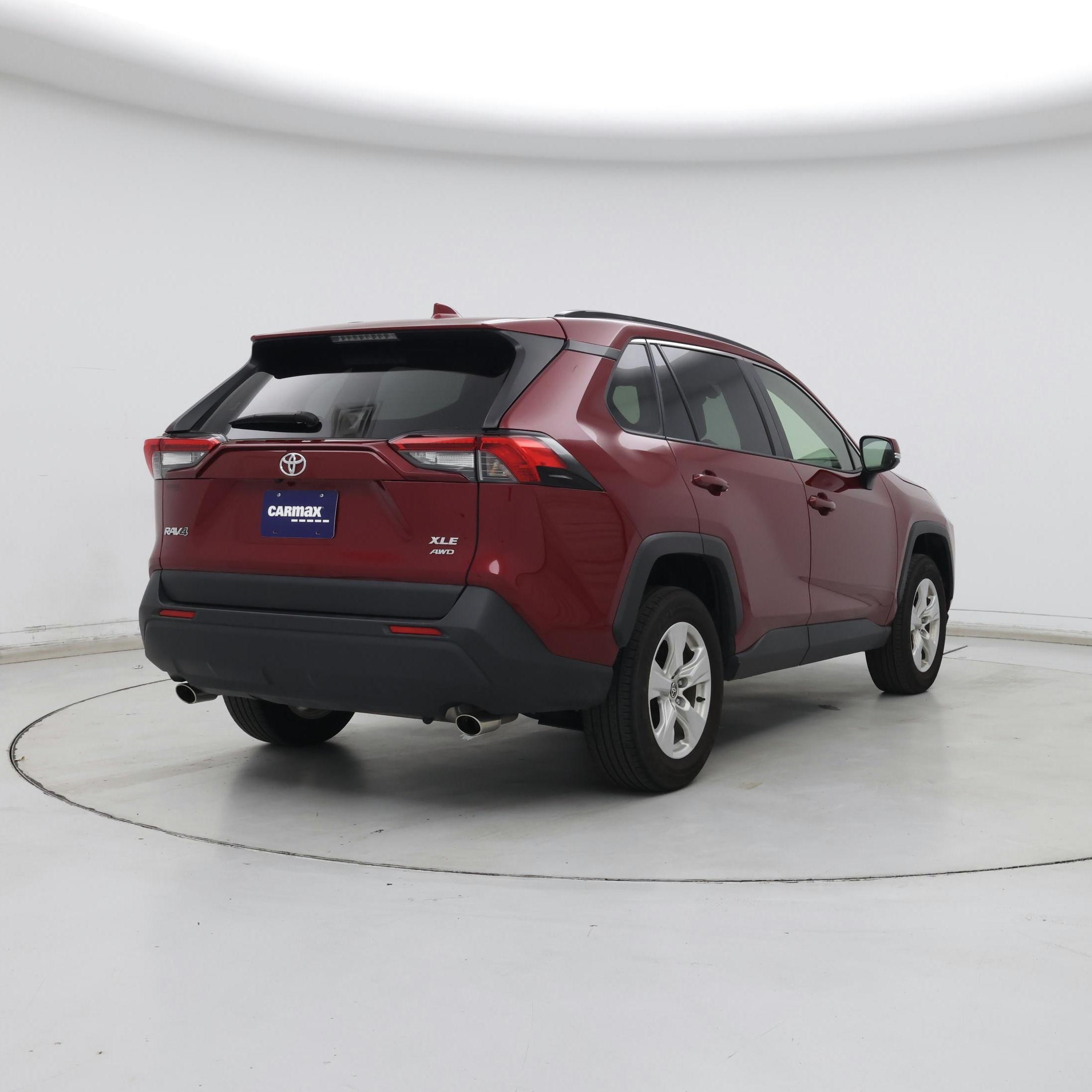 Thumbnail: 2021 Toyota RAV4 - 8