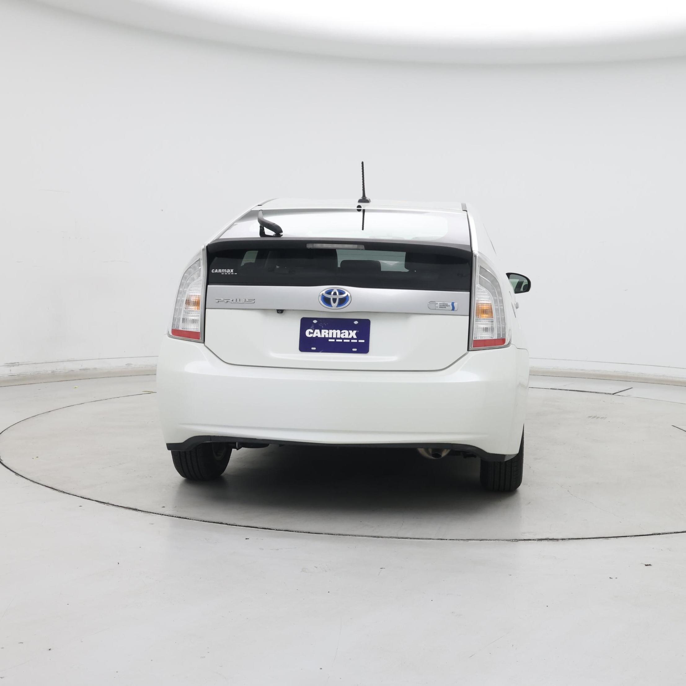 Thumbnail: 2014 Toyota Prius - 6