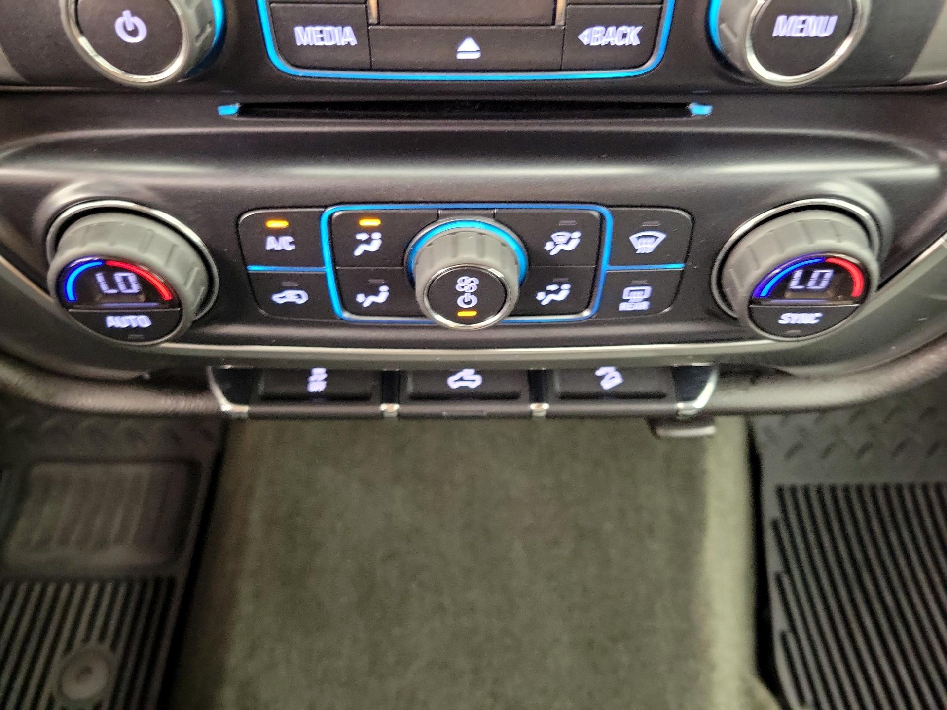 Thumbnail: 2017 Chevrolet Silverado 1500 - 17