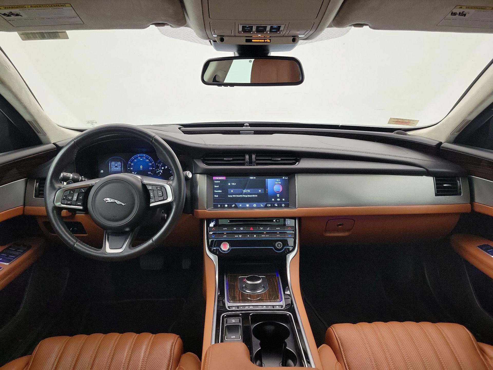 Thumbnail: 2018 Jaguar XF - 9