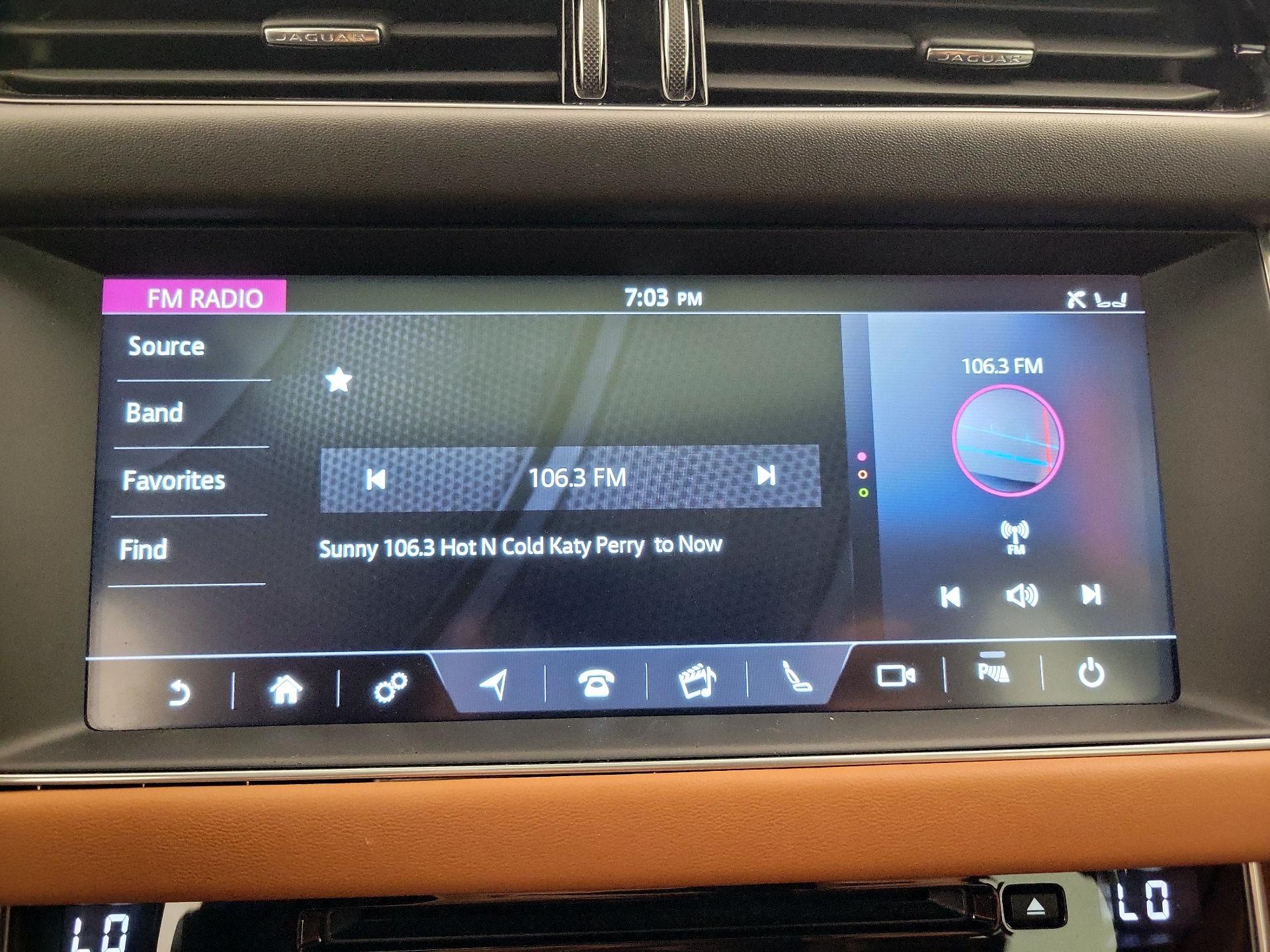Thumbnail: 2018 Jaguar XF - 15