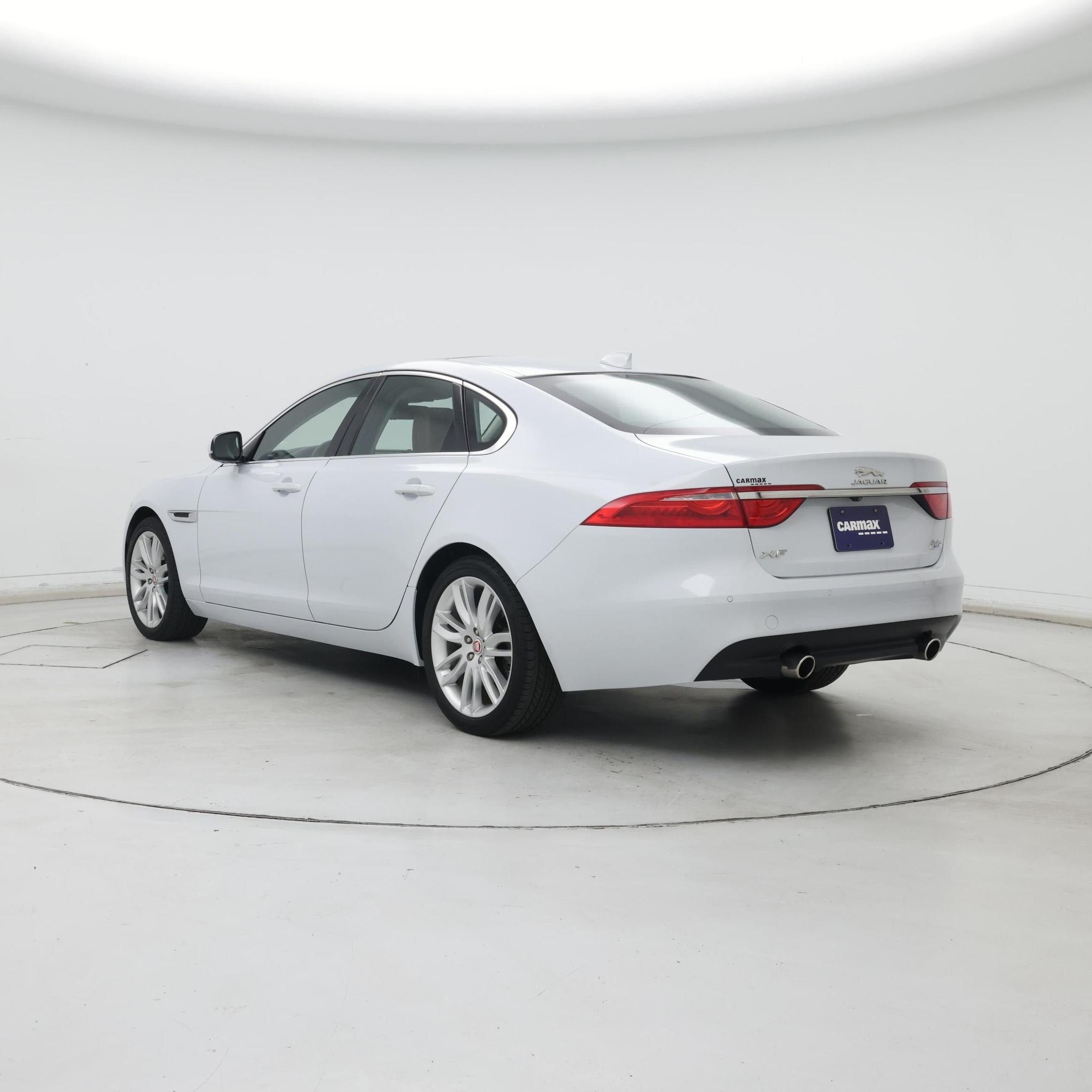 Thumbnail: 2018 Jaguar XF - 2
