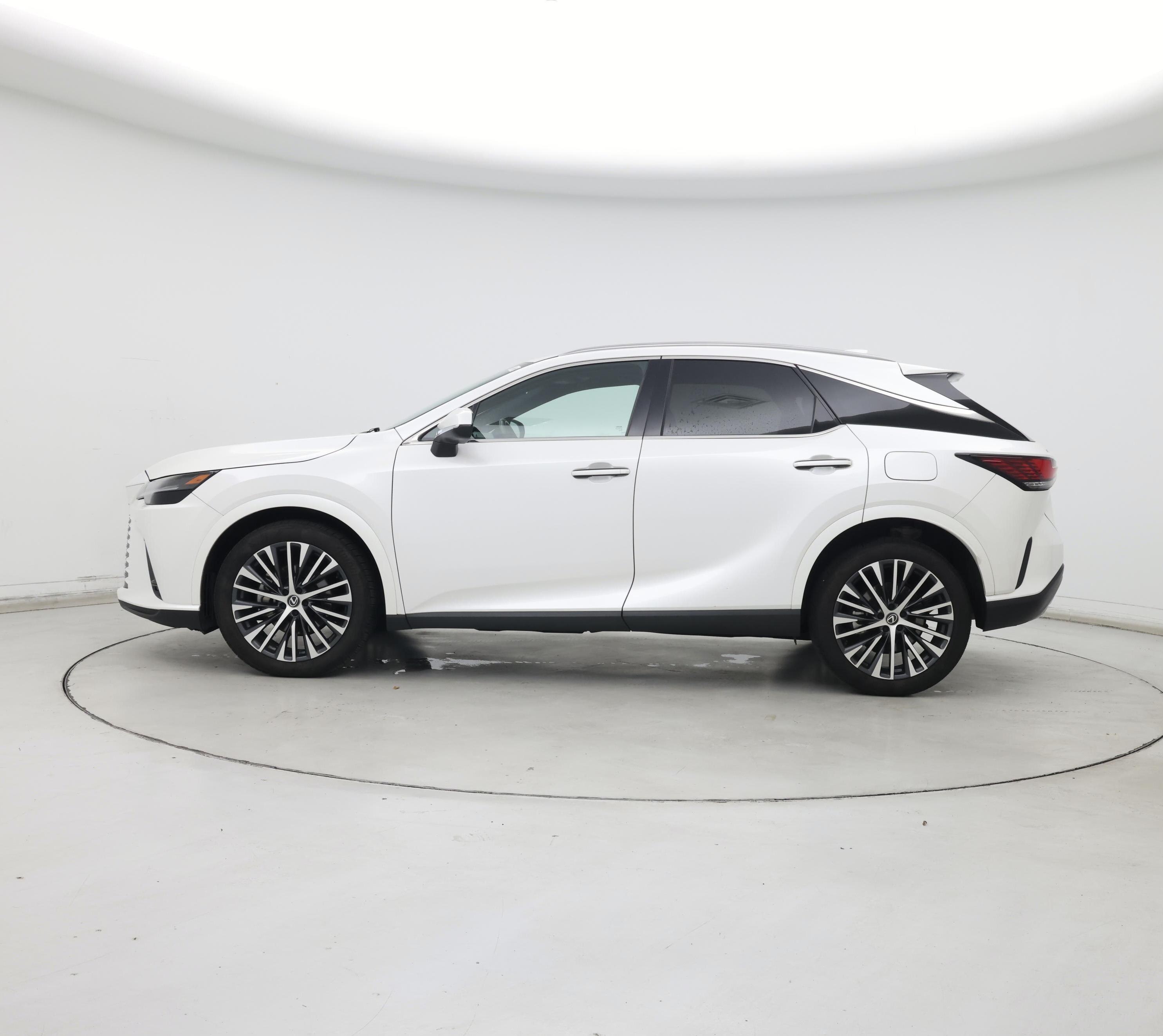 Thumbnail: 2023 Lexus RX - 3