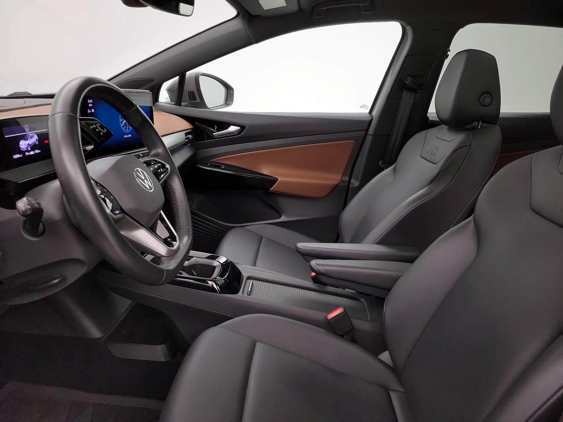 Thumbnail: 2021 Volkswagen ID.4 - 11