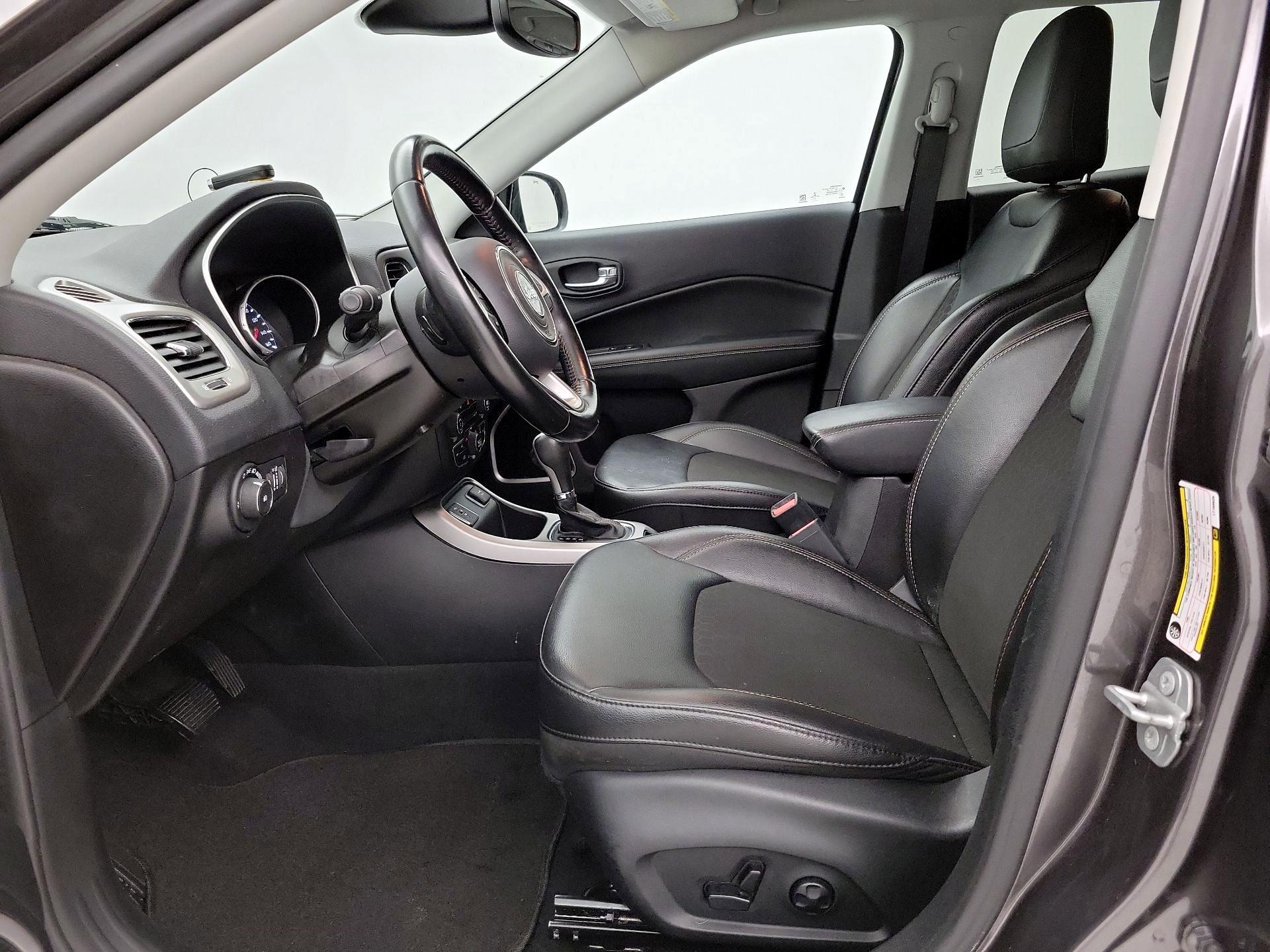 Thumbnail: 2020 Jeep Compass - 11