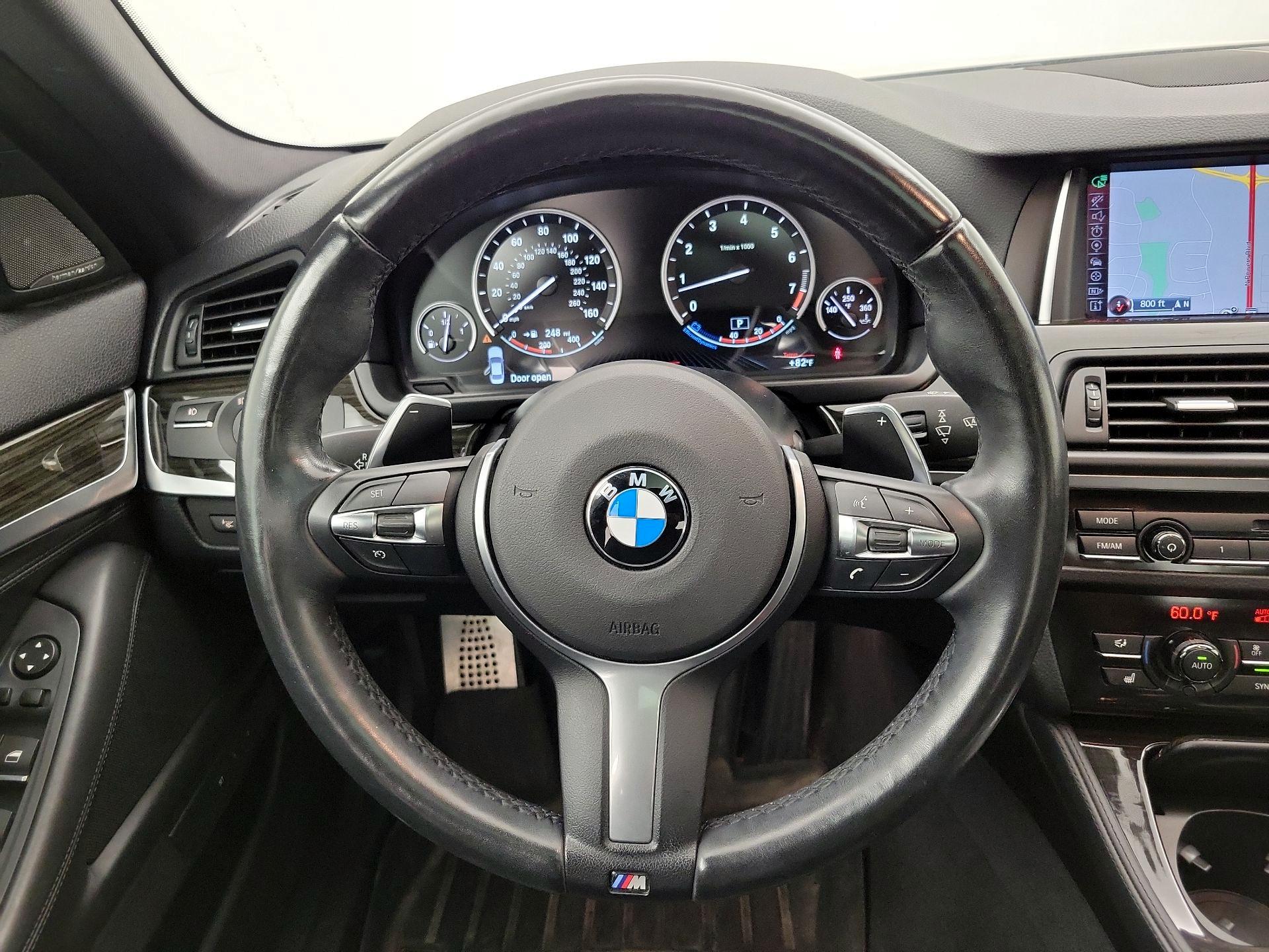 Thumbnail: 2016 BMW 5 Series - 10