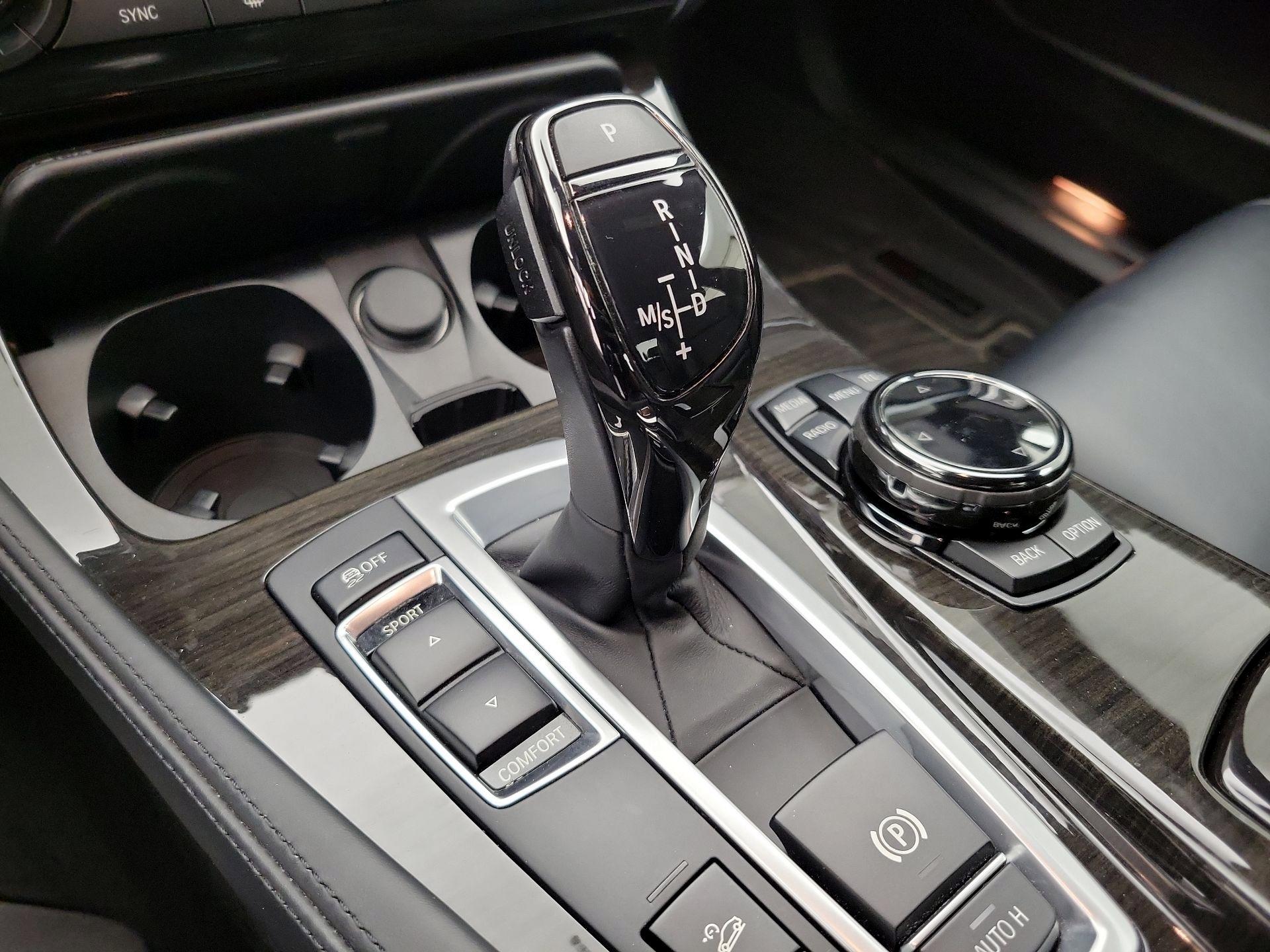 Thumbnail: 2016 BMW 5 Series - 18