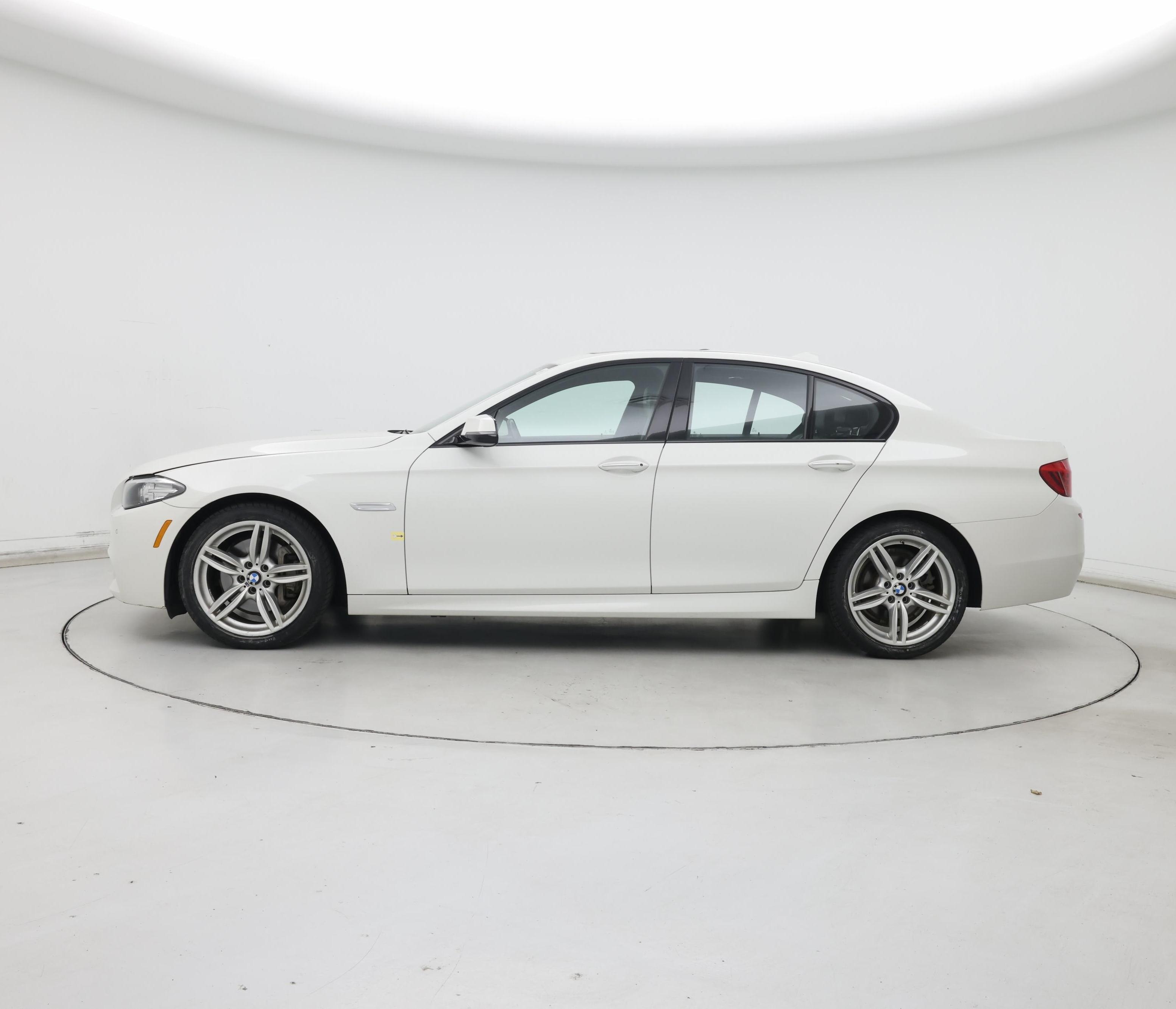 Thumbnail: 2016 BMW 5 Series - 3