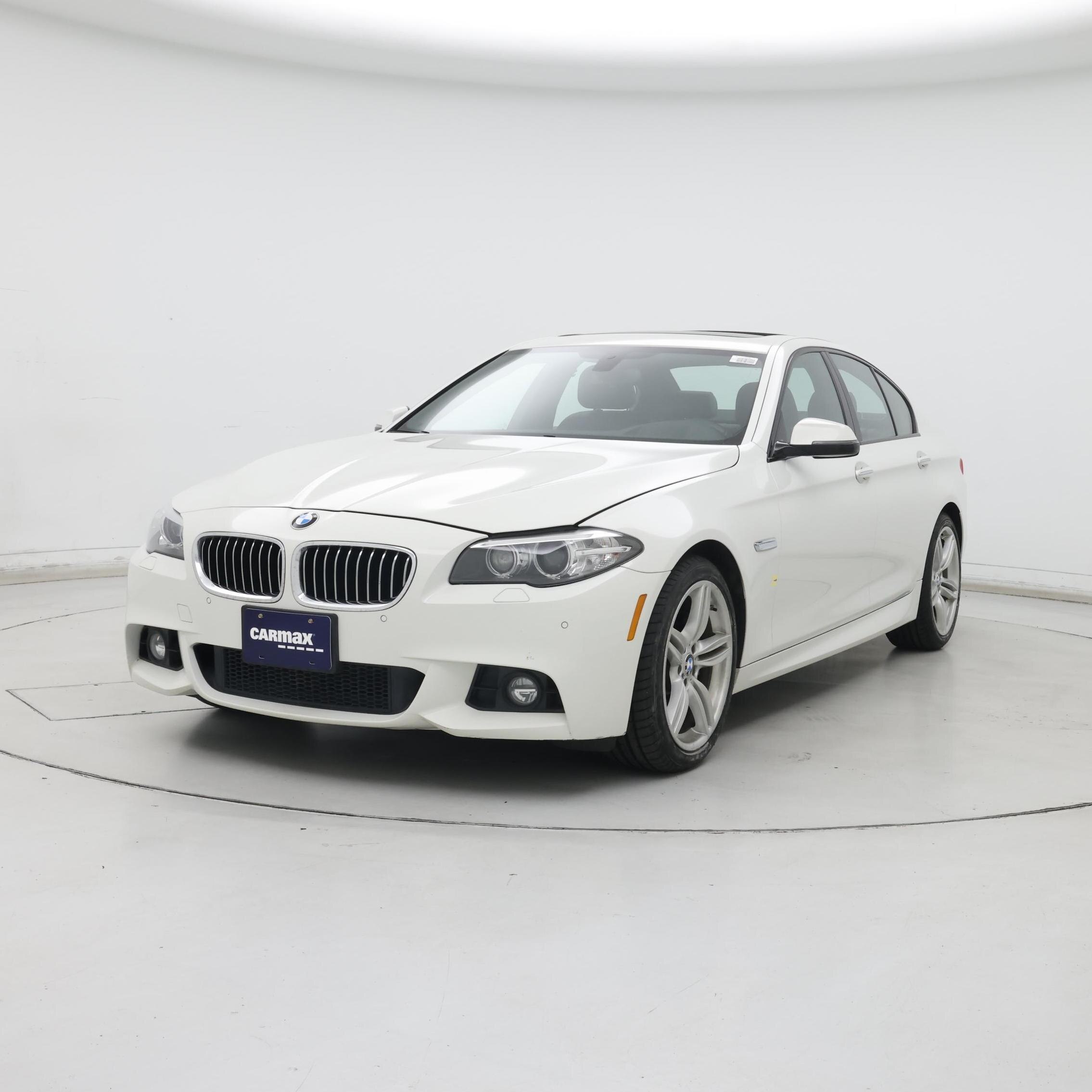Thumbnail: 2016 BMW 5 Series - 4