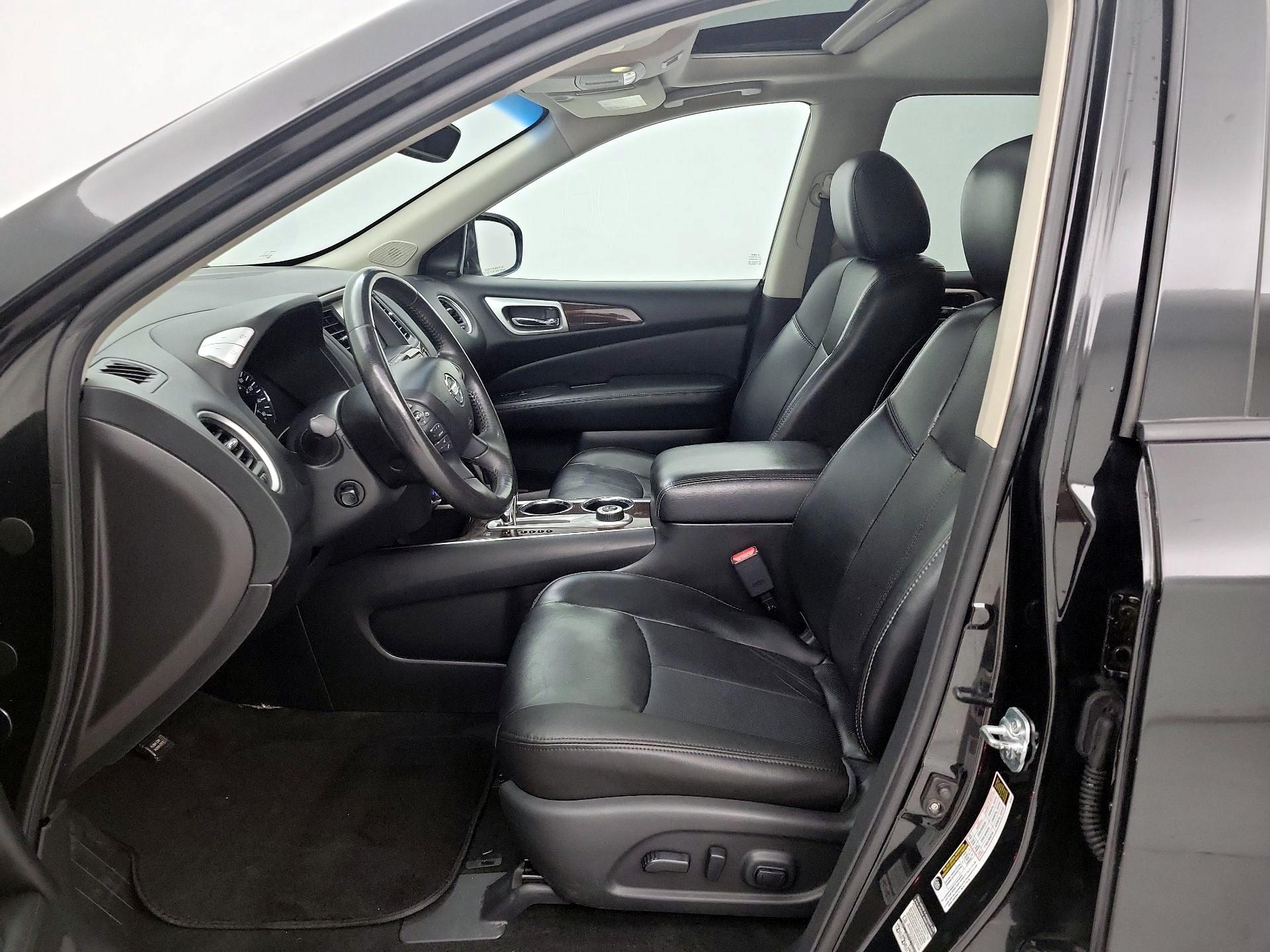 Thumbnail: 2015 Nissan Pathfinder - 11