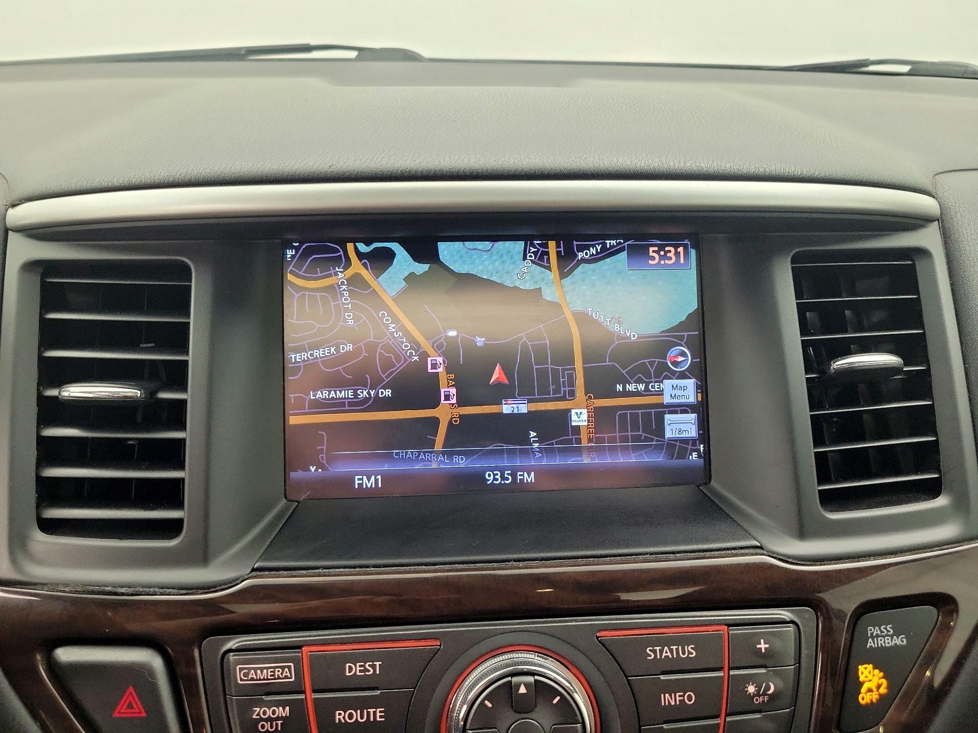 Thumbnail: 2015 Nissan Pathfinder - 14