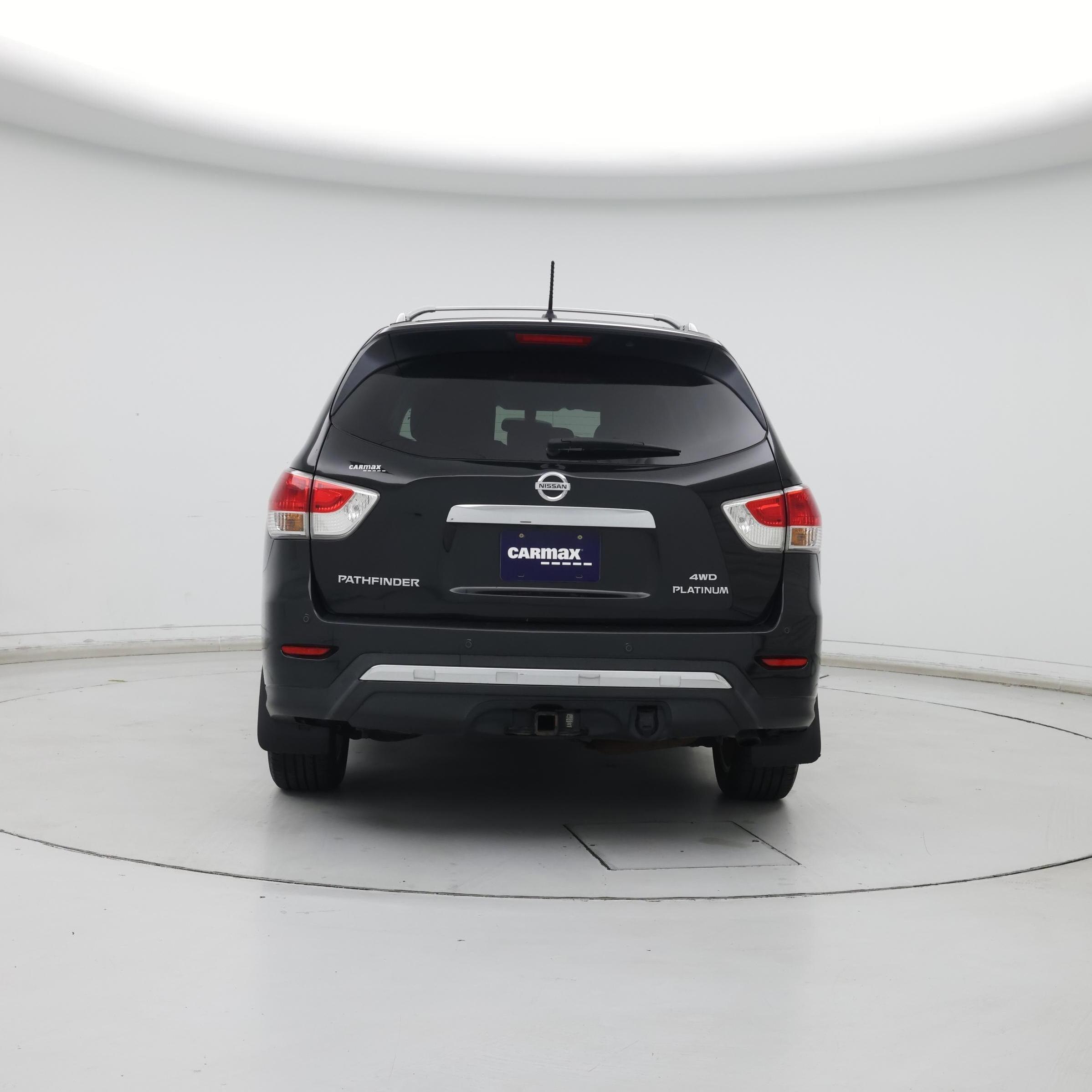 Thumbnail: 2015 Nissan Pathfinder - 6